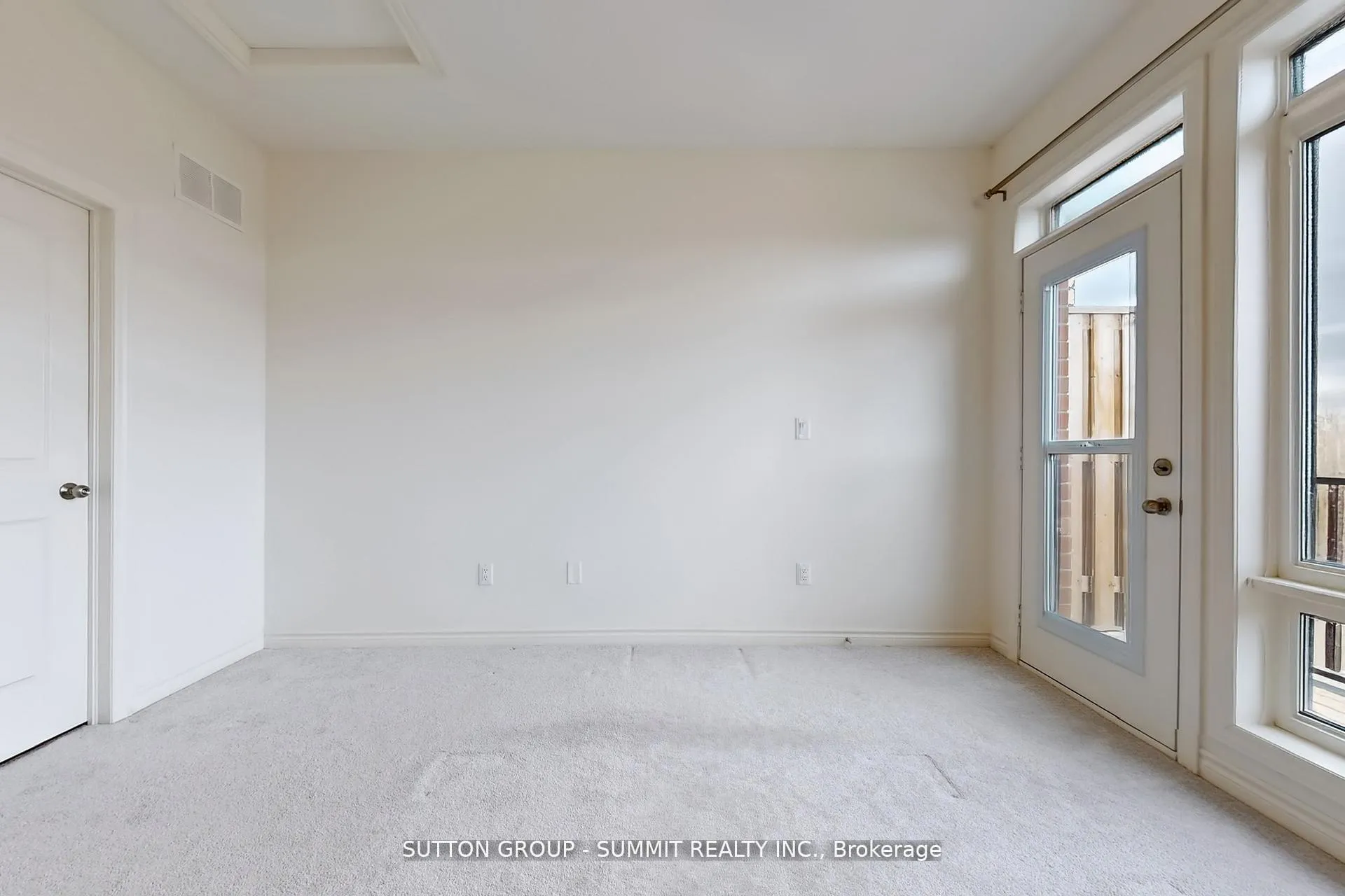 Photo 27 of 460 Salem Road S, Ajax, South East — HOMEH
