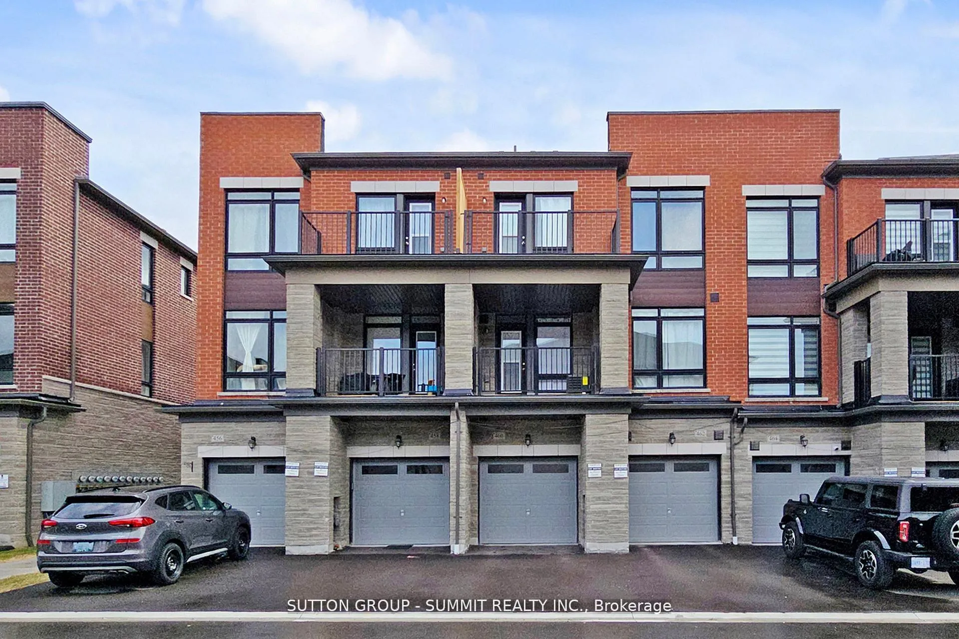 Photo 43 of 460 Salem Road S, Ajax, South East — HOMEH
