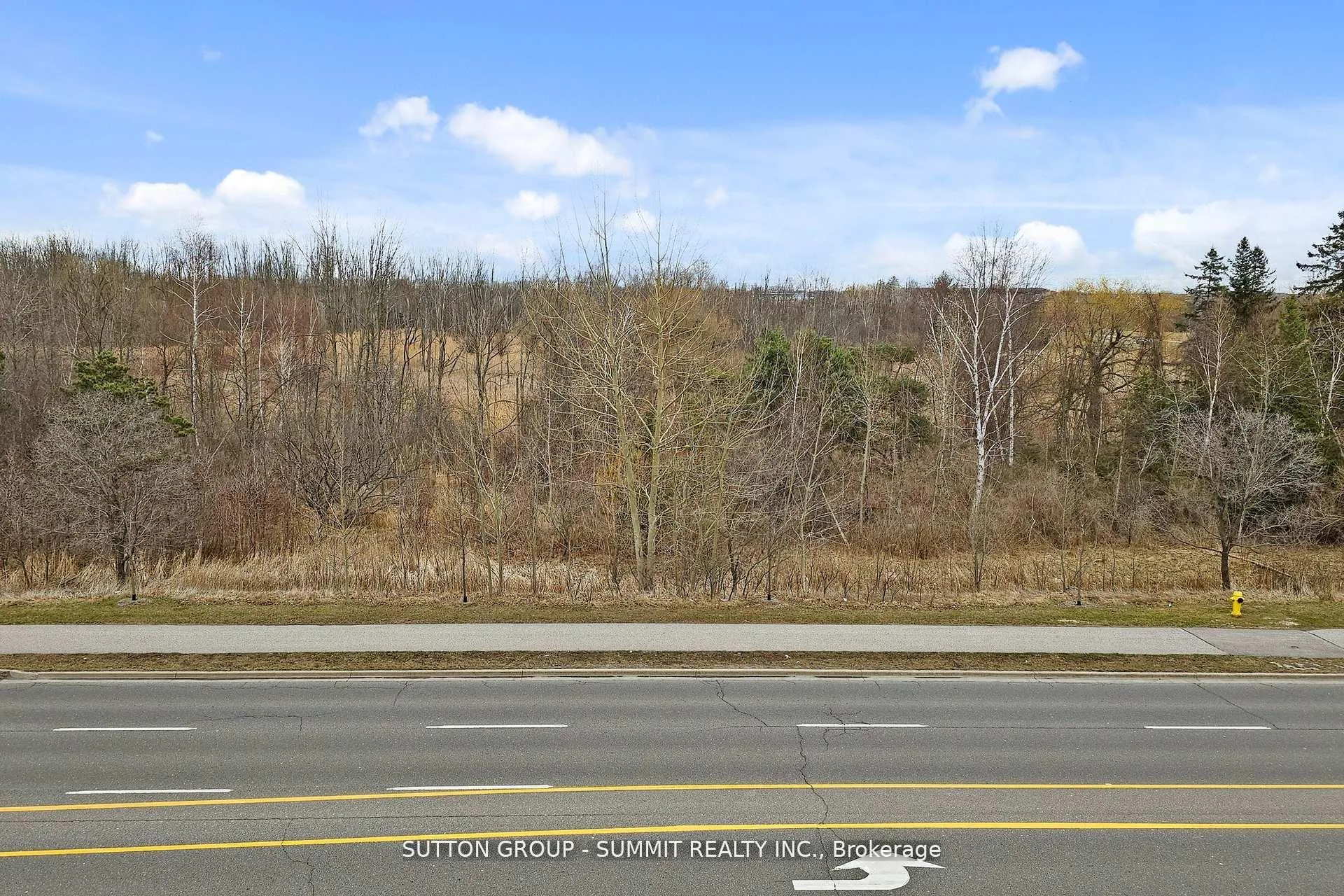 Photo 46 of 460 Salem Road S, Ajax, South East — HOMEH
