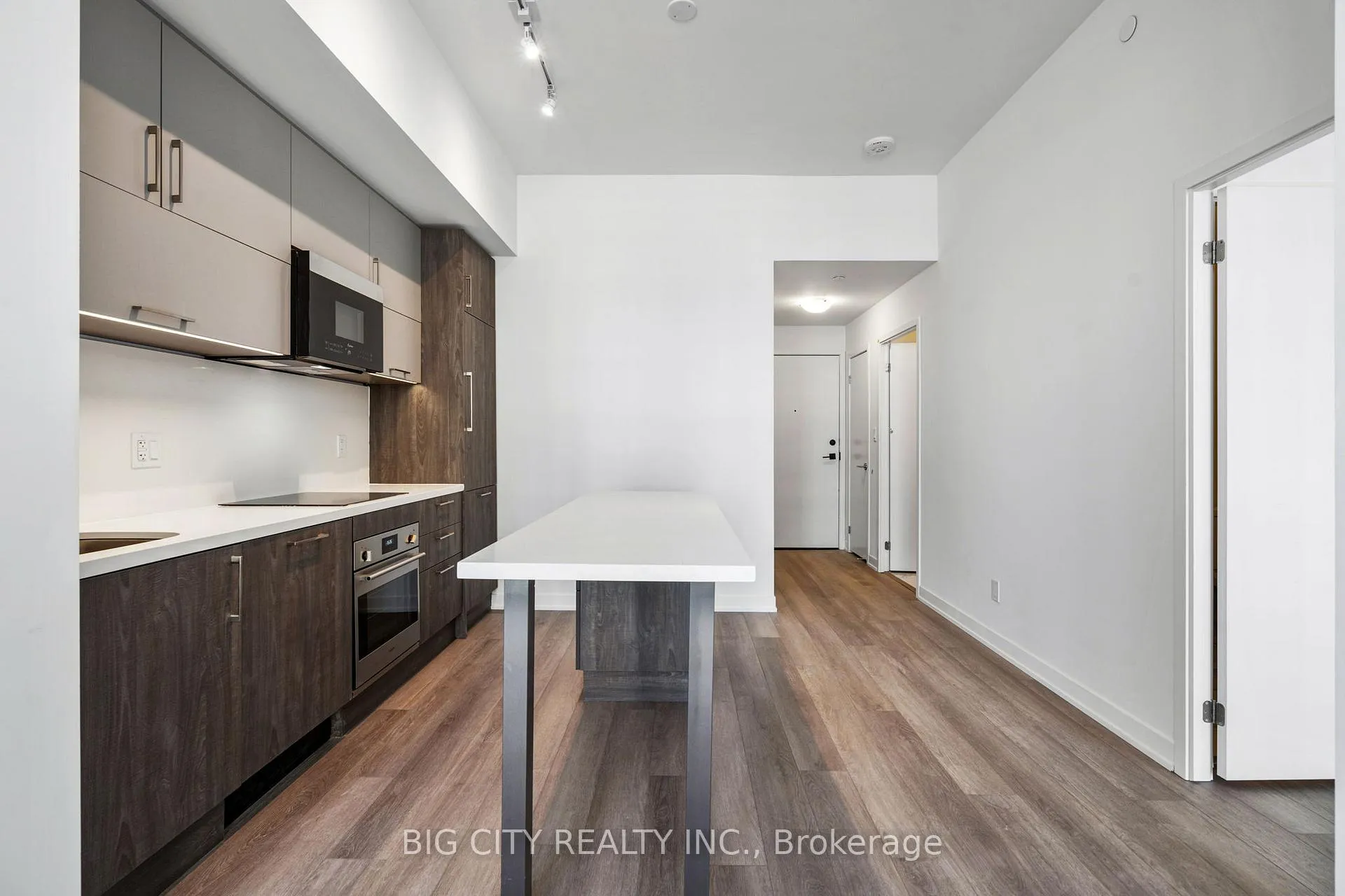 Photo 6 of Unit 1802A, 8119 Birchmount Road, Markham, Unionville — HOMEH
