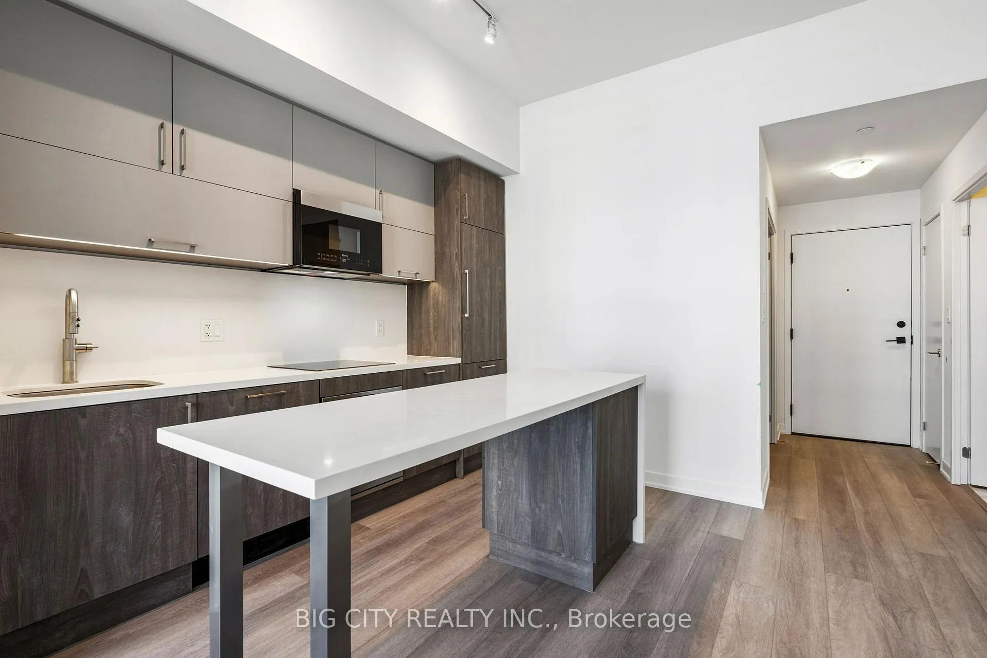 Photo 7 of Unit 1802A, 8119 Birchmount Road, Markham, Unionville — HOMEH