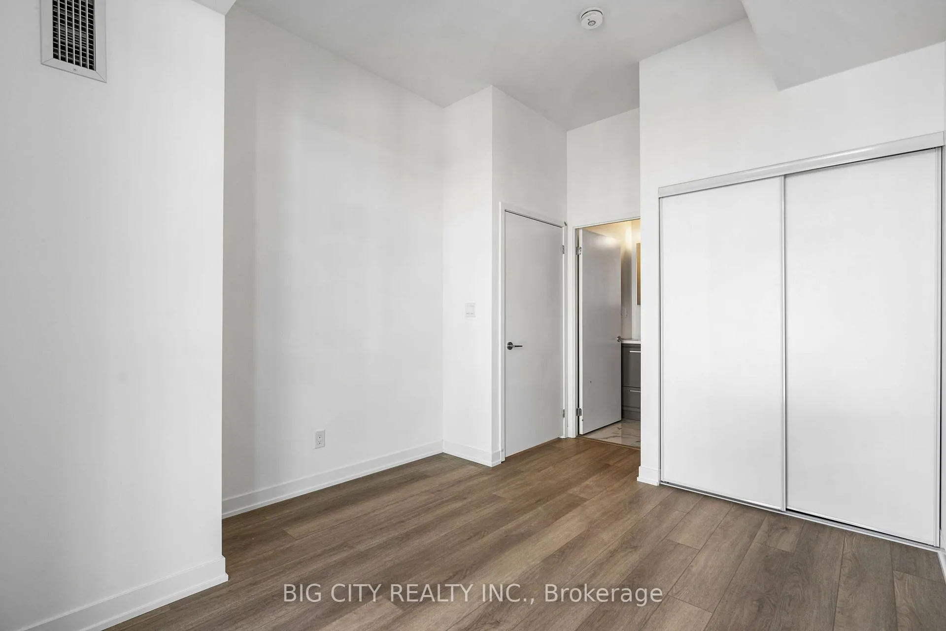 Photo 14 of Unit 1802A, 8119 Birchmount Road, Markham, Unionville — HOMEH