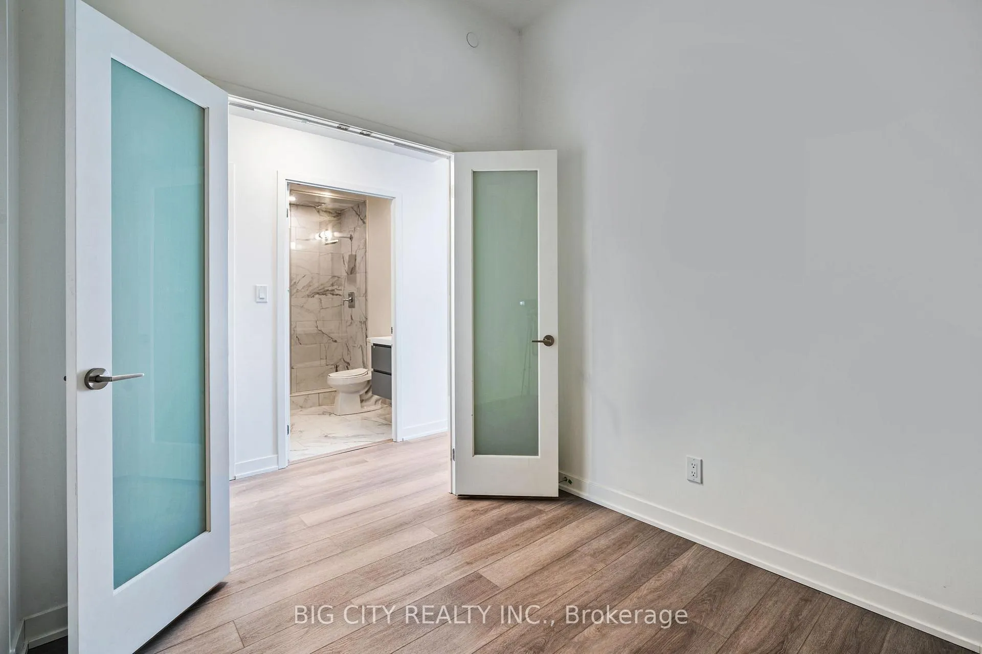 Photo 17 of Unit 1802A, 8119 Birchmount Road, Markham, Unionville — HOMEH