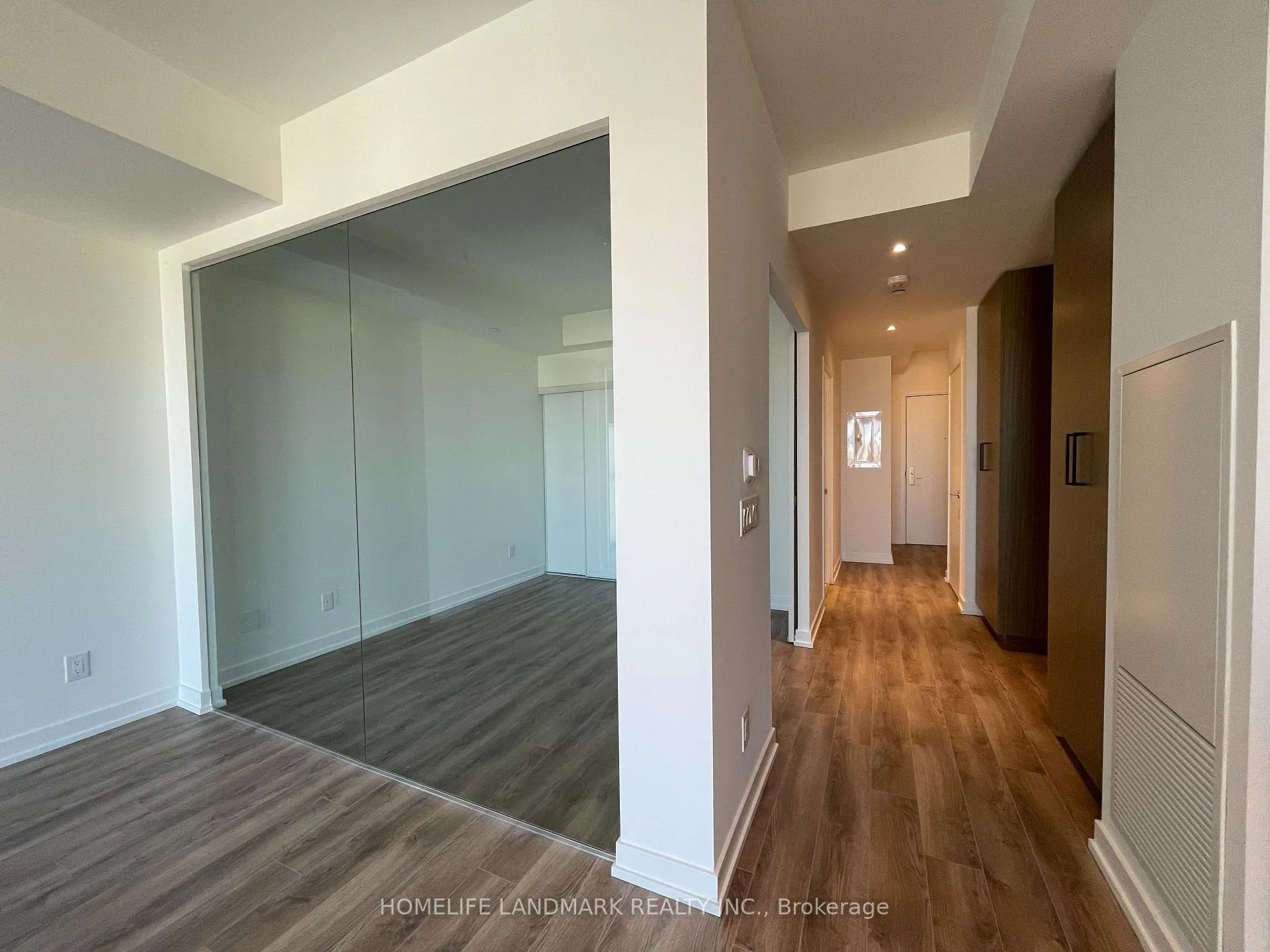 Photo 9 of Unit 1818, 20 Edward Street, Toronto, Bay Street Corridor — HOMEH