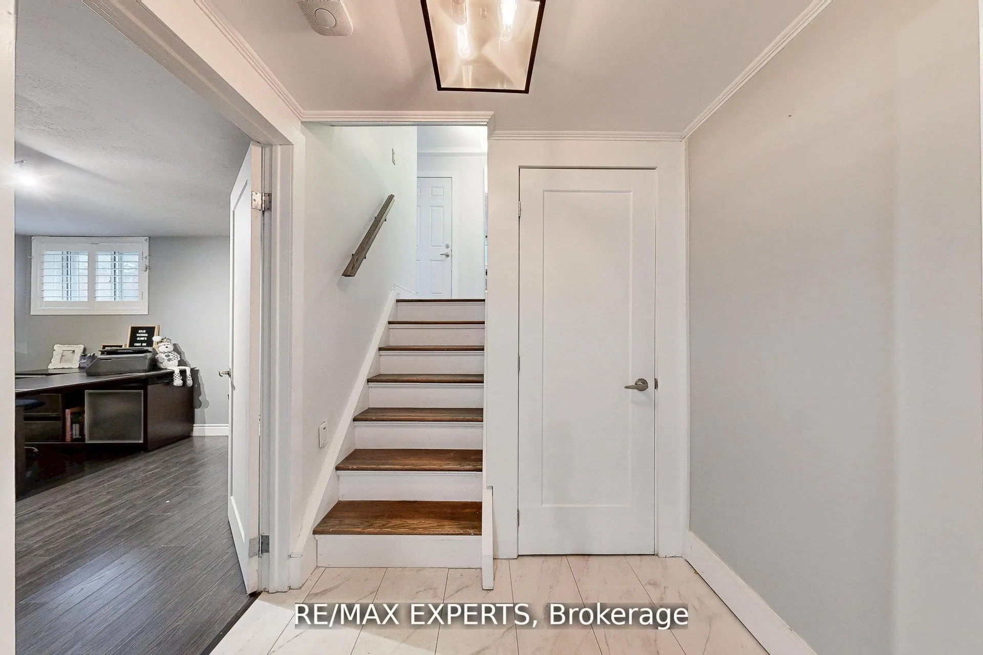 Photo 19 of 4323 Forsyth Boulevard, Burlington, Shoreacres — HOMEH