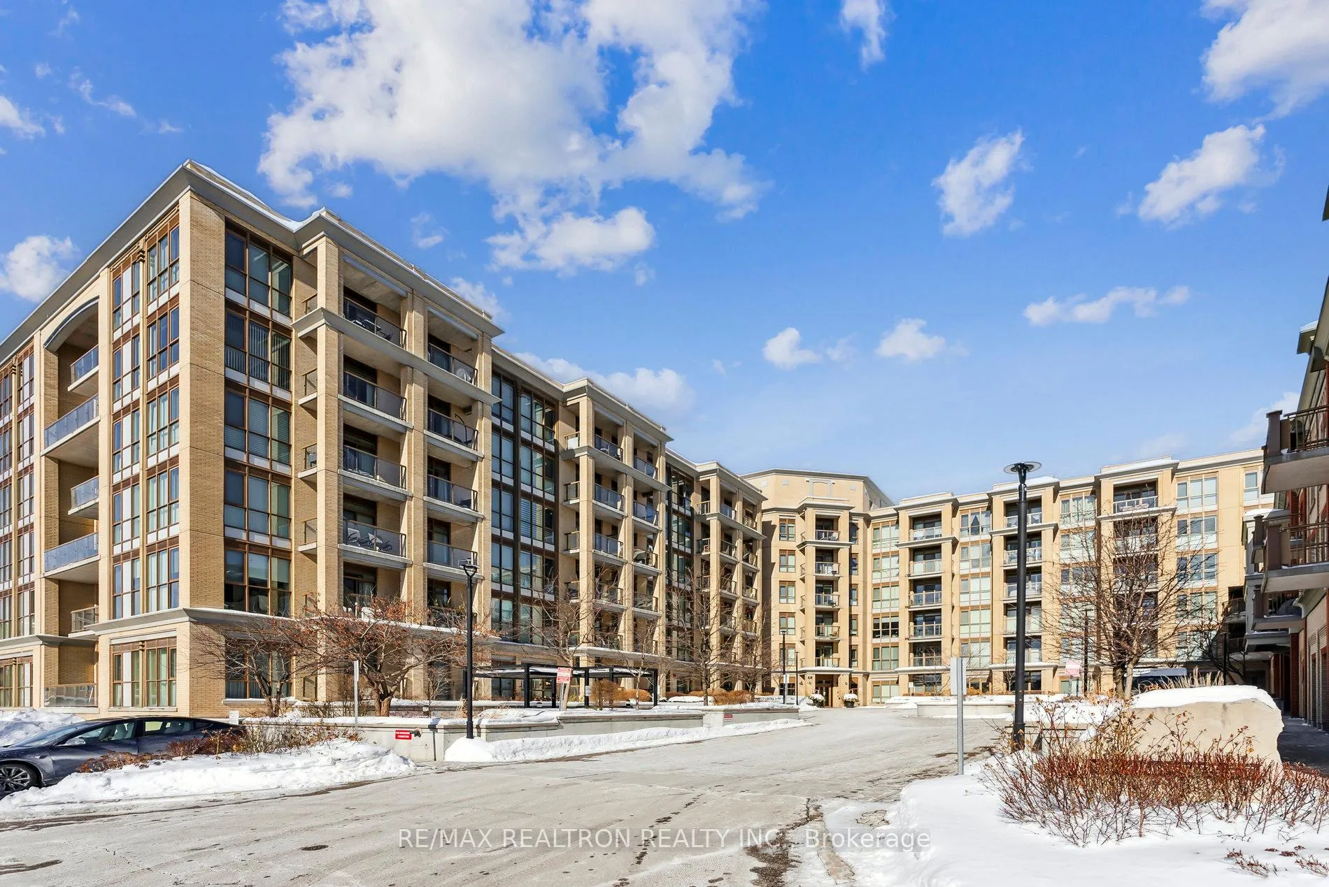 Photo 3 of Unit 306, 68 Main Street, Markham, Markham Village — HOMEH