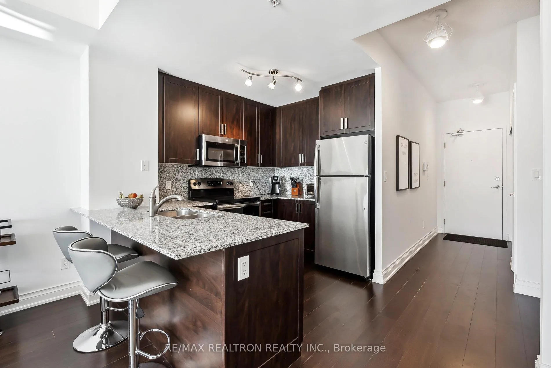 Photo 10 of Unit 306, 68 Main Street, Markham, Markham Village — HOMEH