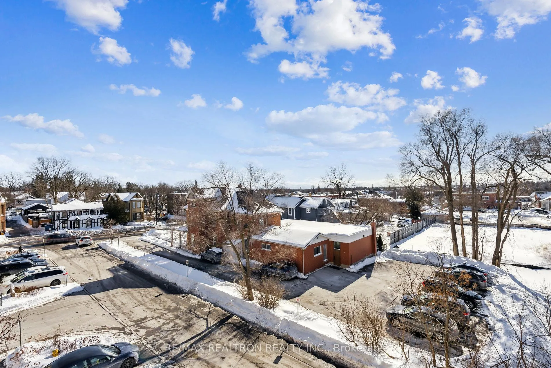 Photo 31 of Unit 306, 68 Main Street, Markham, Markham Village — HOMEH