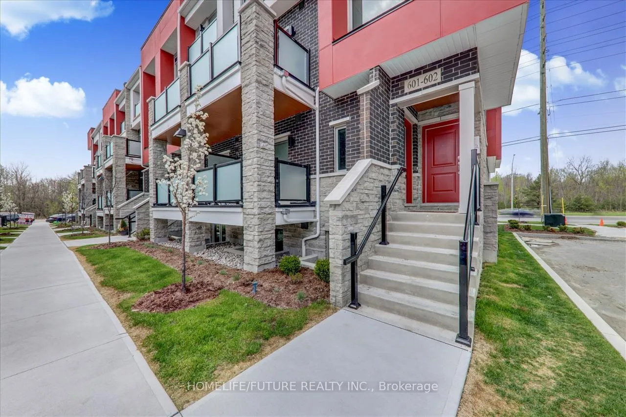 Photo 2 of Unit 601, 1034 Reflection Place, Pickering, Rural Pickering — HOMEH
