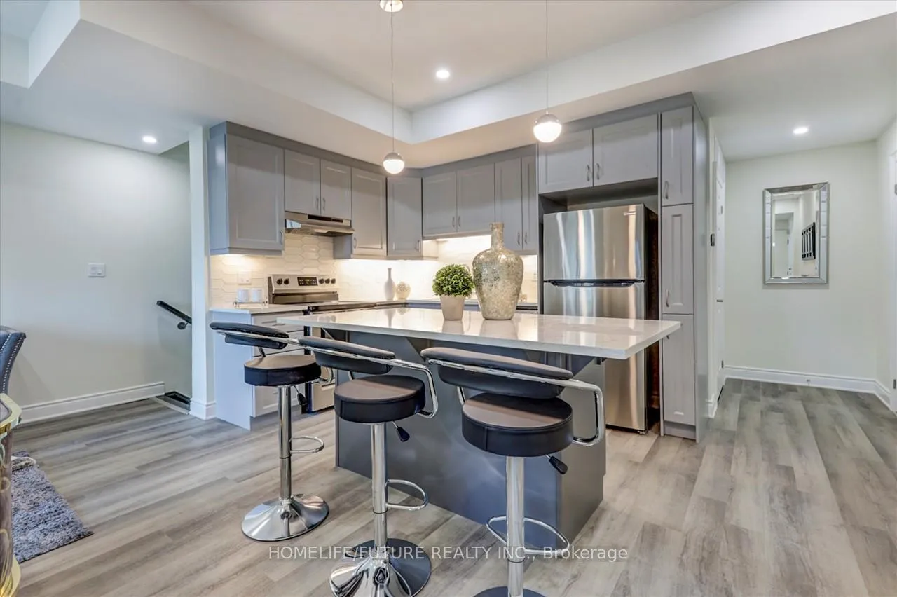 Photo 8 of Unit 601, 1034 Reflection Place, Pickering, Rural Pickering — HOMEH