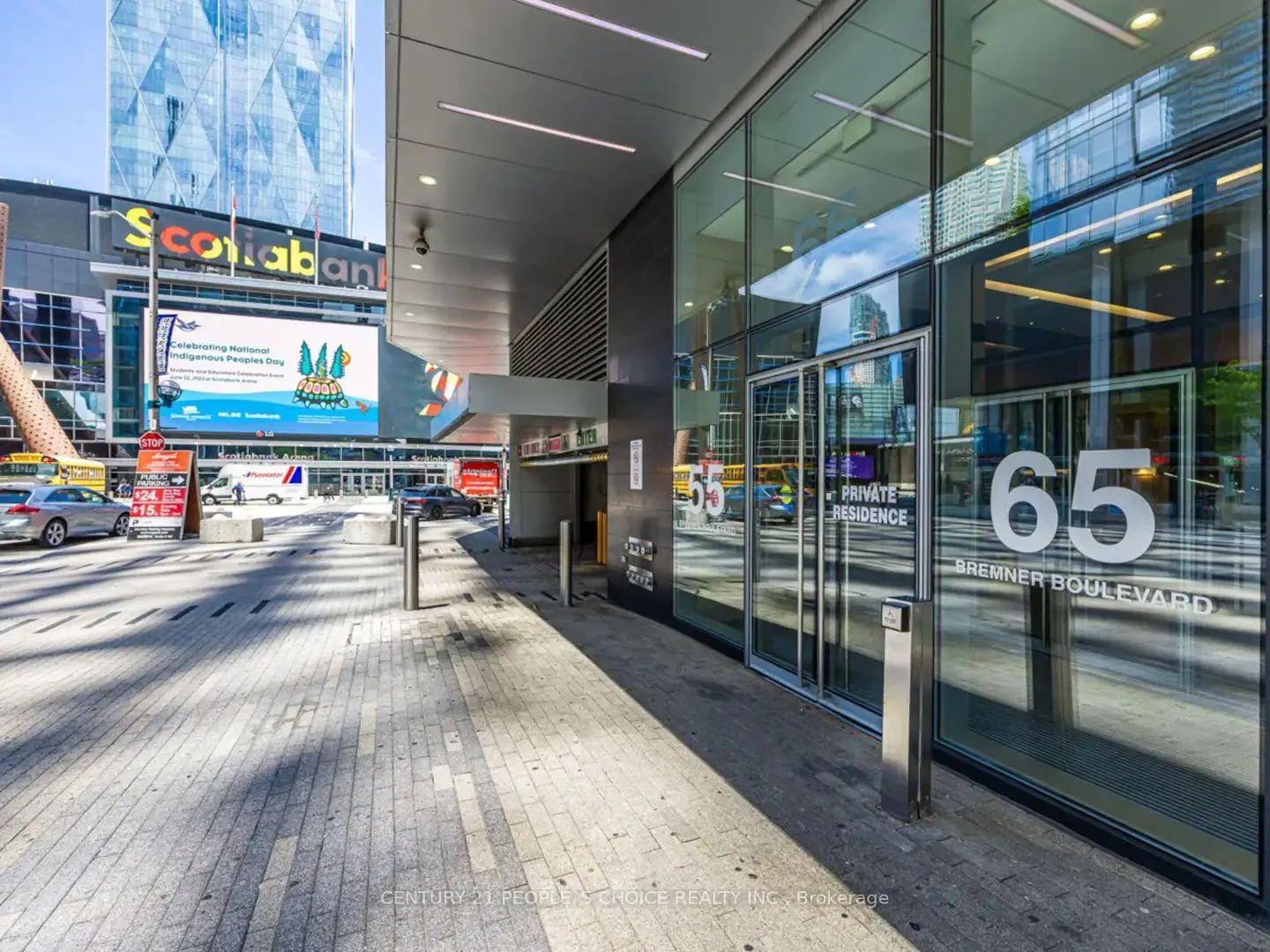 Photo 2 of Unit 1203, 65 Bremner Boulevard, Toronto, Waterfront Communities — HOMEH