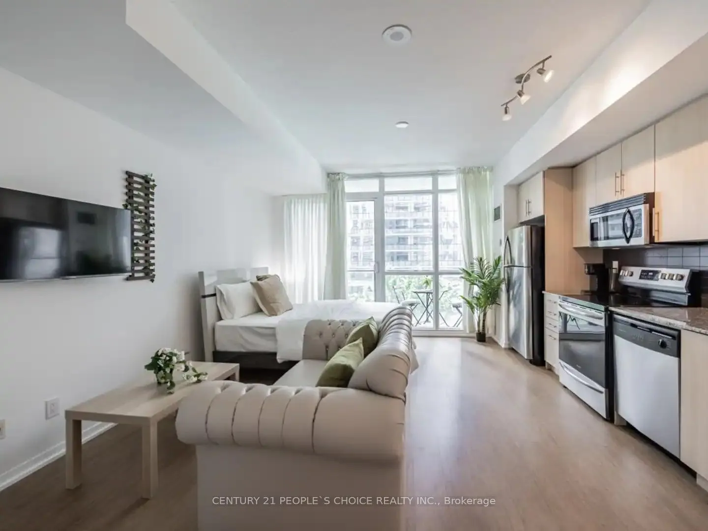 Photo 3 of Unit 1203, 65 Bremner Boulevard, Toronto, Waterfront Communities — HOMEH