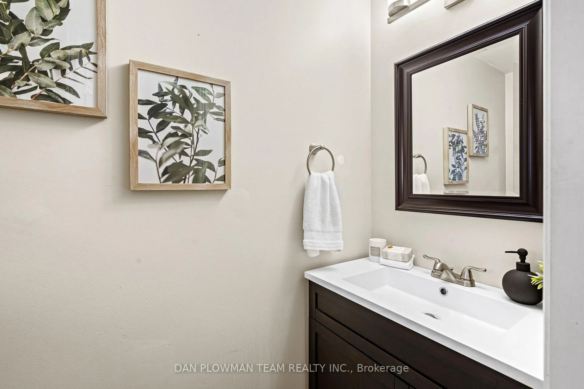 Photo 12 of Unit 58, 1610 Crawforth Street, Whitby, Blue Grass Meadows — HOMEH