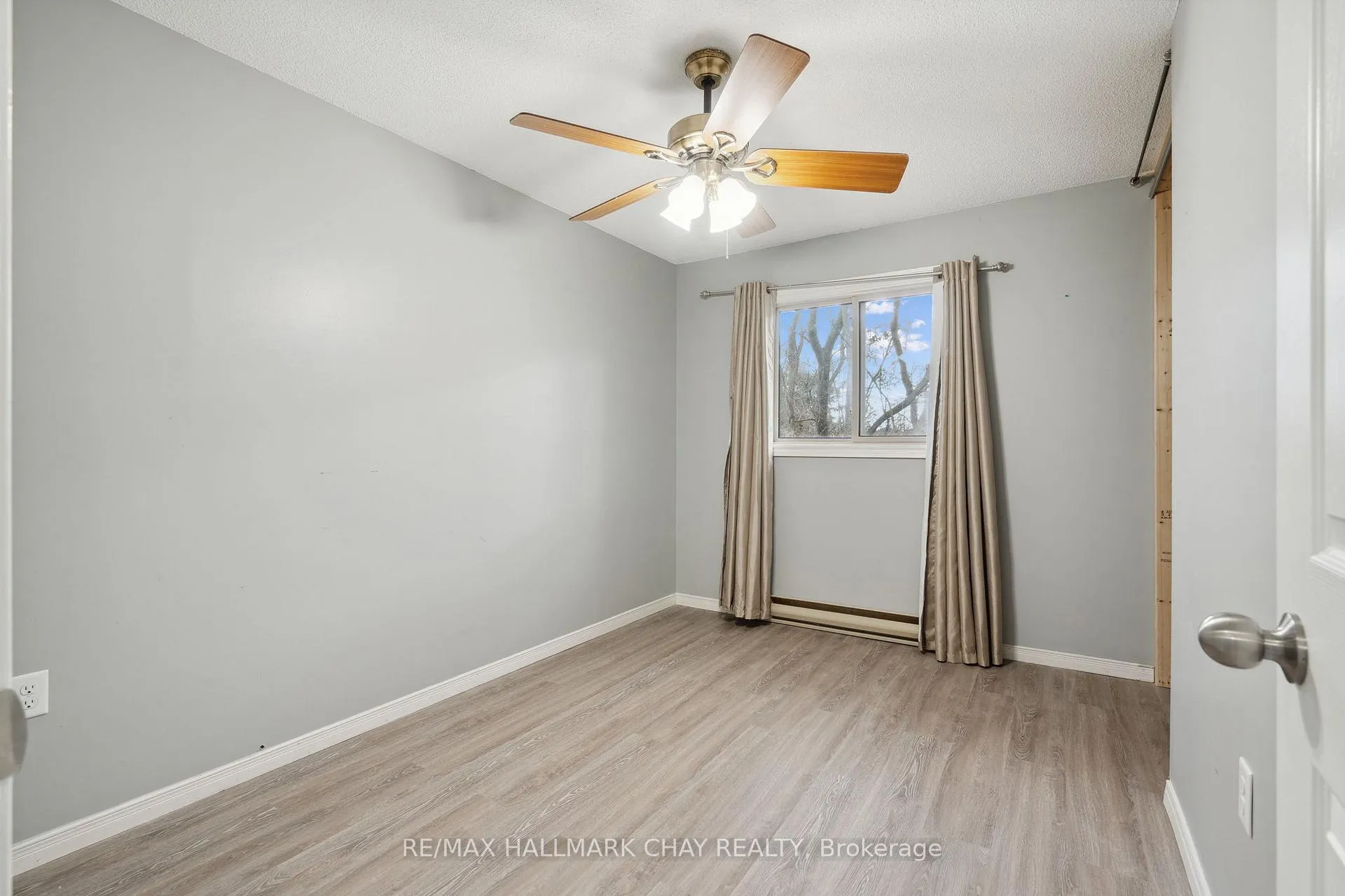 Photo 24 of 17 Meadow Lane, Barrie, Ardagh — HOMEH