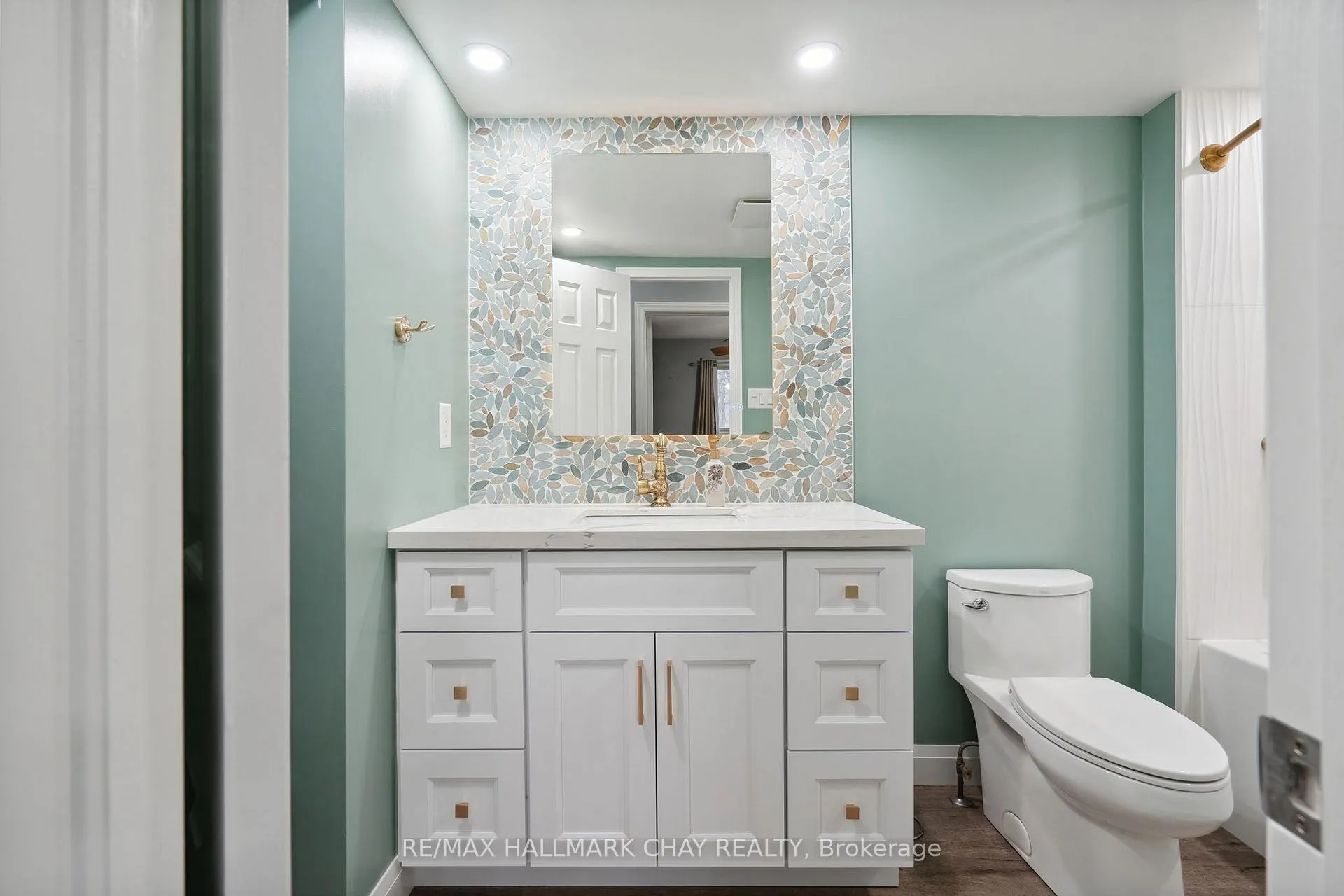 Photo 26 of 17 Meadow Lane, Barrie, Ardagh — HOMEH
