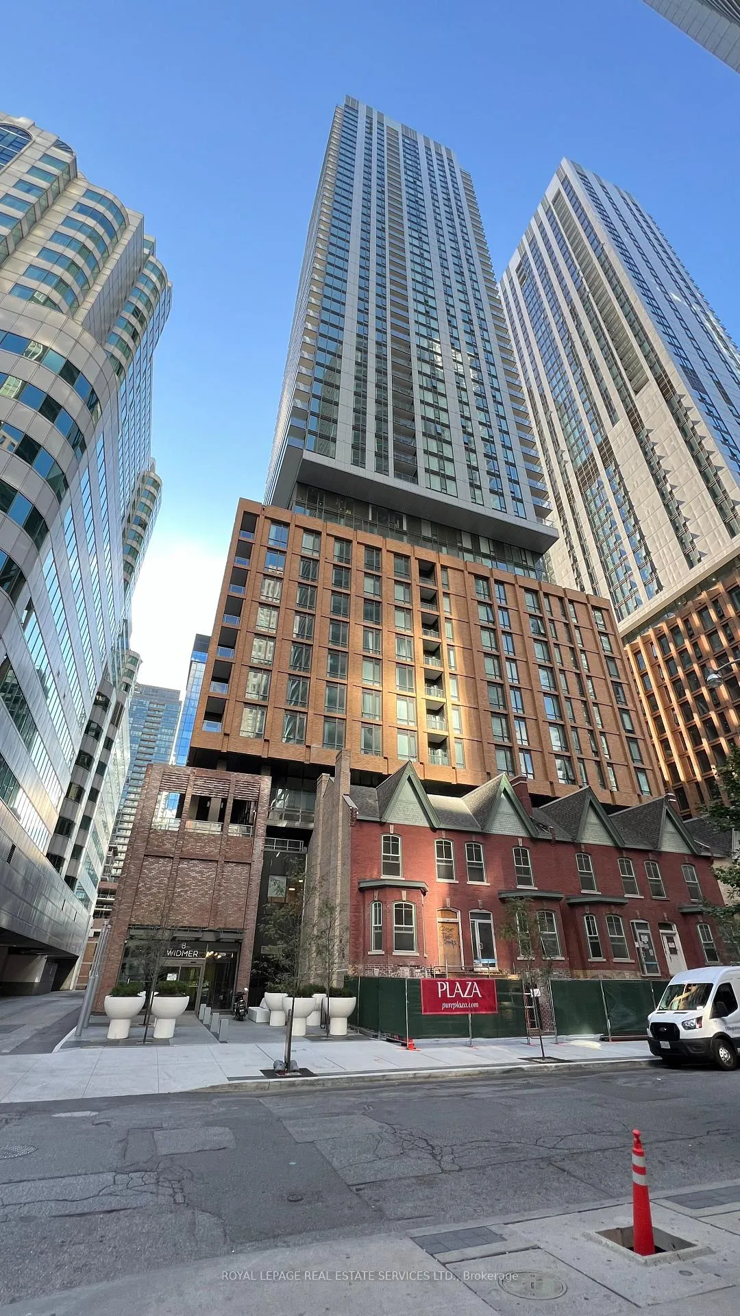 Photo 1 of Unit 806, 8 Widmer Street, Toronto, Waterfront Communities — HOMEH