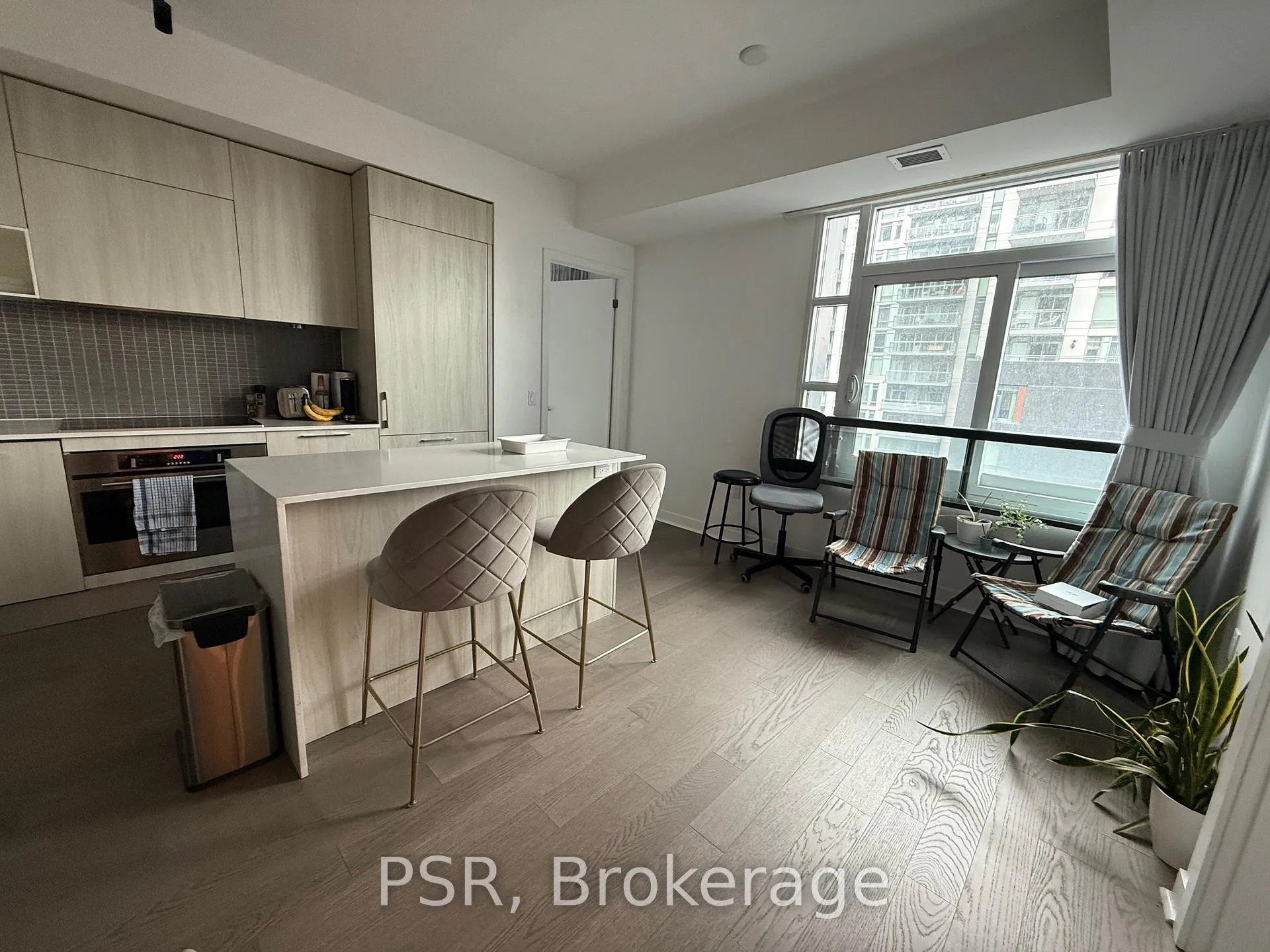 Photo 1 of Unit 710, 501 Adelaide Street W, Toronto, Waterfront Communities — HOMEH