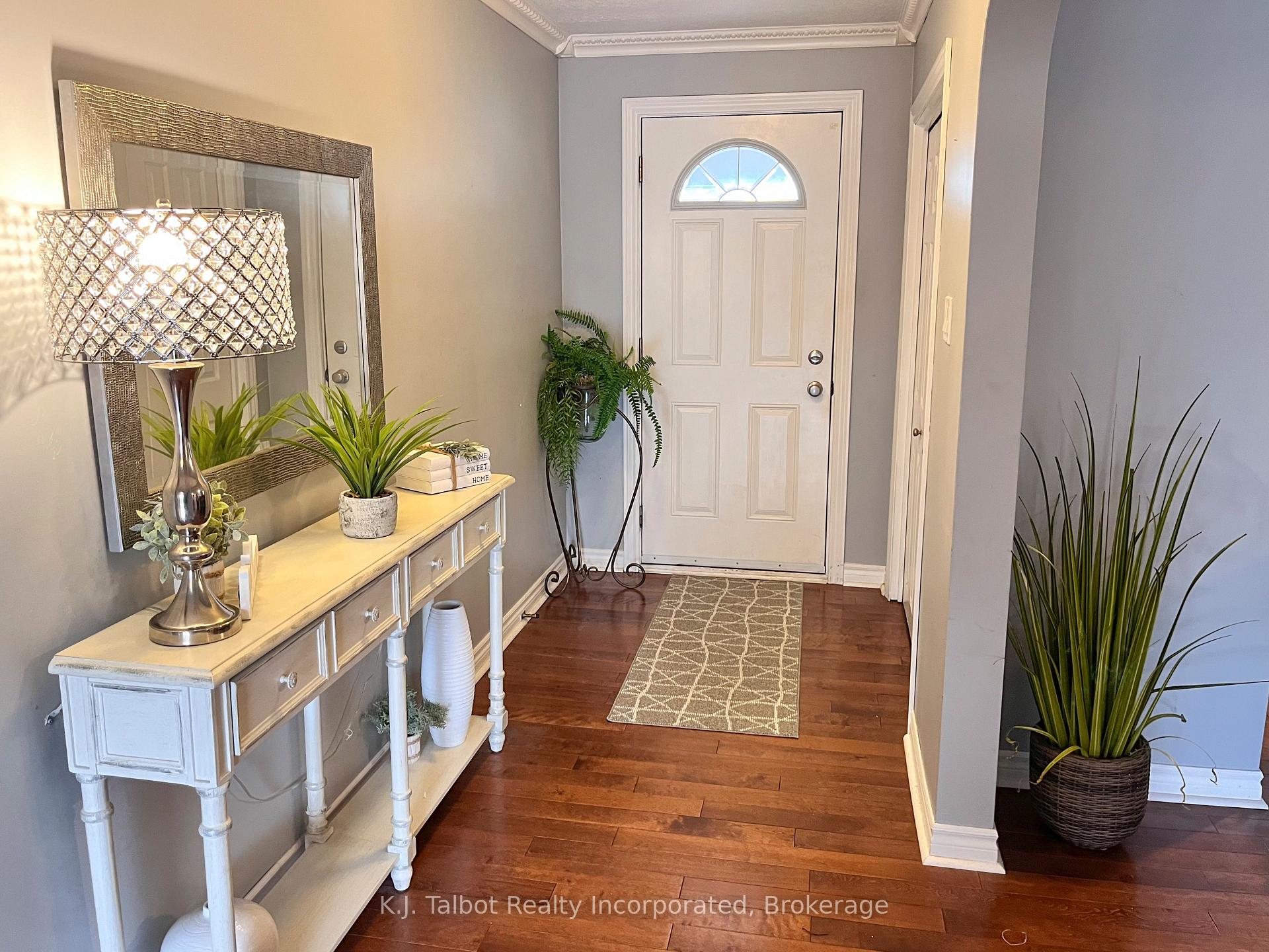 Photo 4 of 263 Eldon Street, Goderich, Goderich (Town) — HOMEH