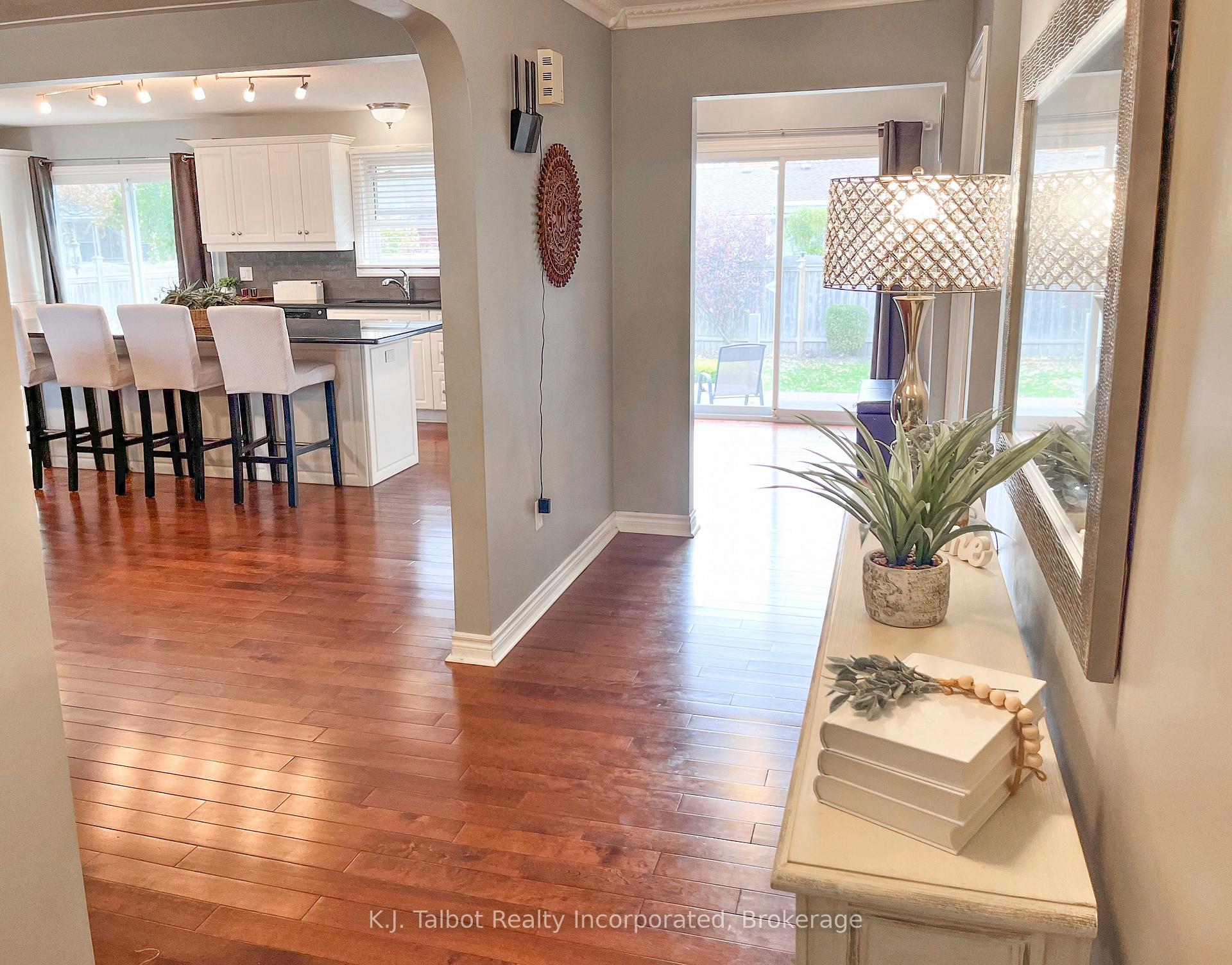 Photo 5 of 263 Eldon Street, Goderich, Goderich (Town) — HOMEH