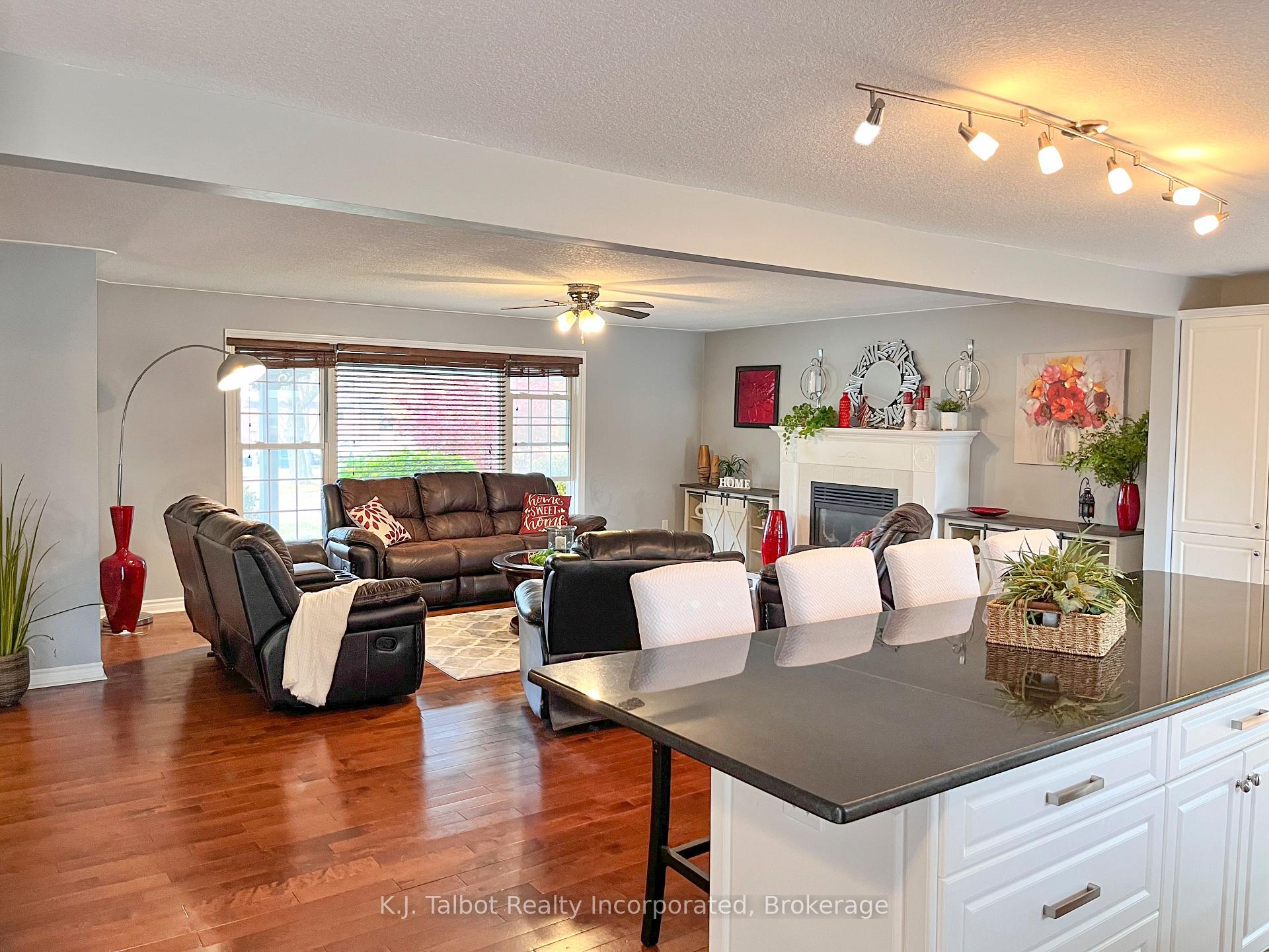 Photo 8 of 263 Eldon Street, Goderich, Goderich (Town) — HOMEH