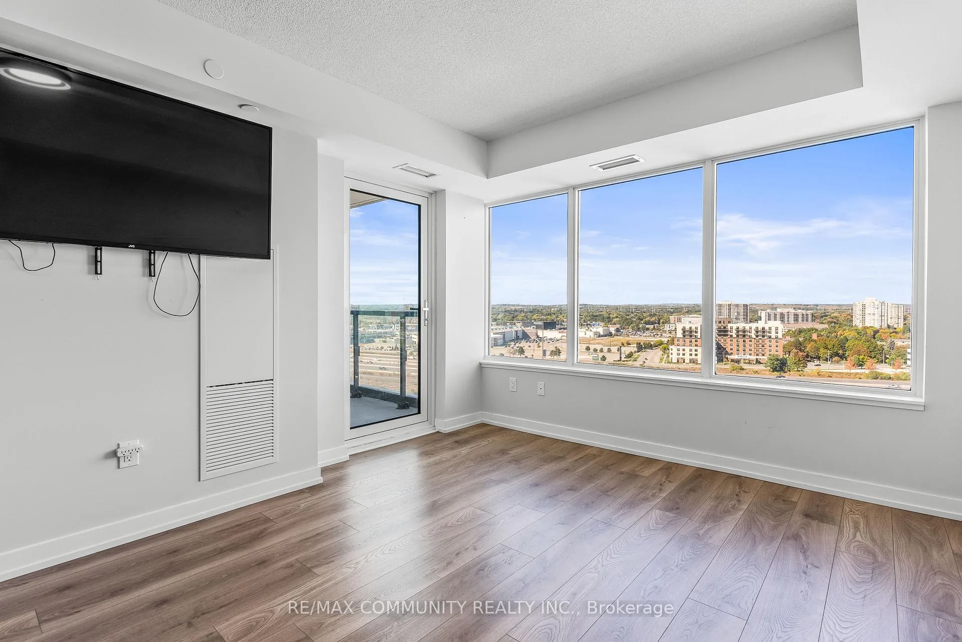 Photo 21 of Unit 1509, 1455 Celebration Drive, Pickering, Bay Ridges — HOMEH