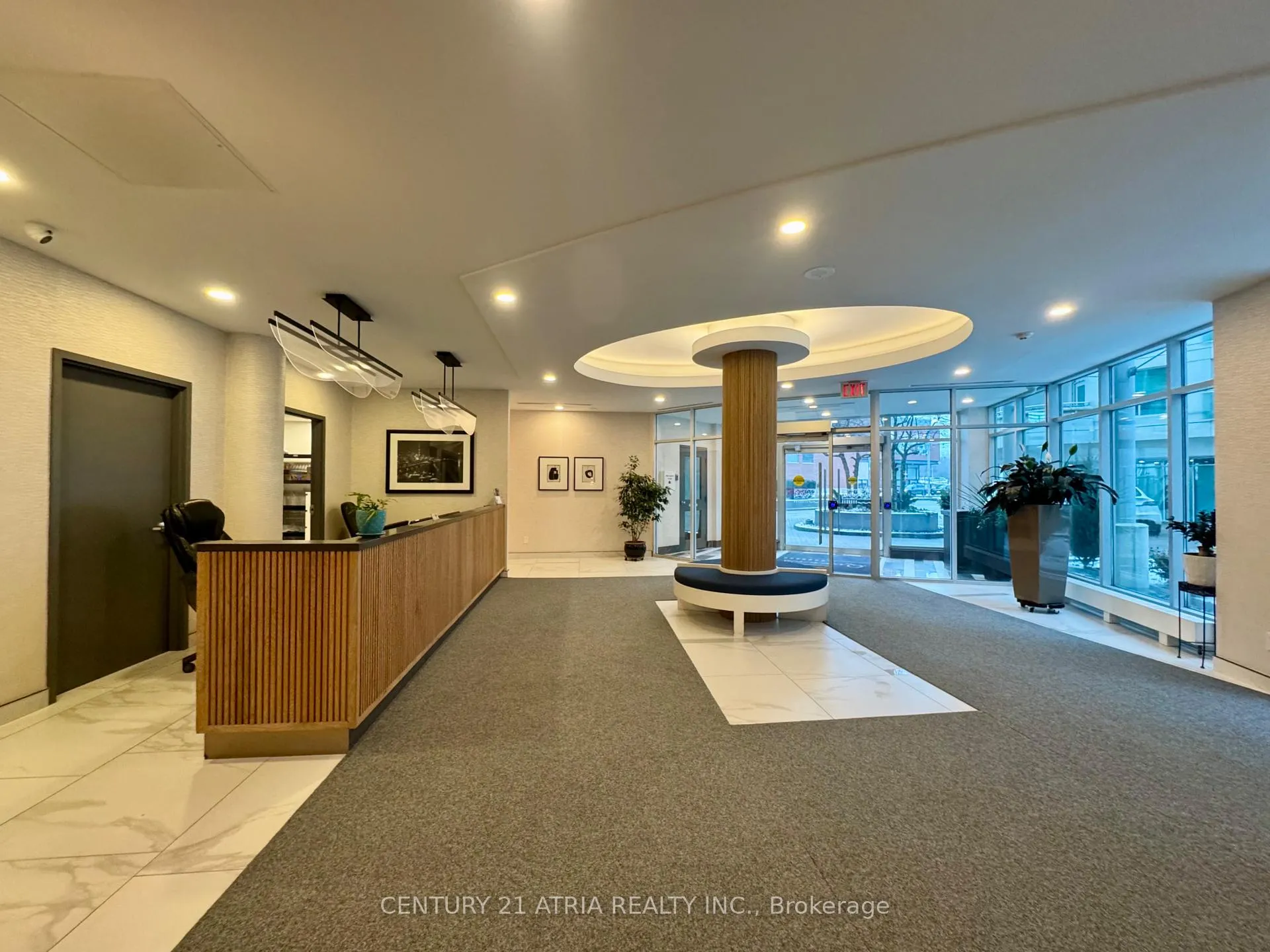 Photo 4 of Unit 803, 600 Queens Quay W, Toronto, Waterfront Communities — HOMEH