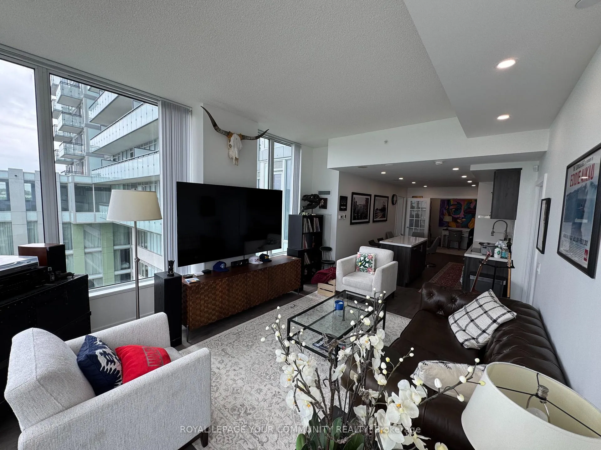 Photo 11 of Unit 814, 8081 Birchmount Road, Markham, Unionville — HOMEH