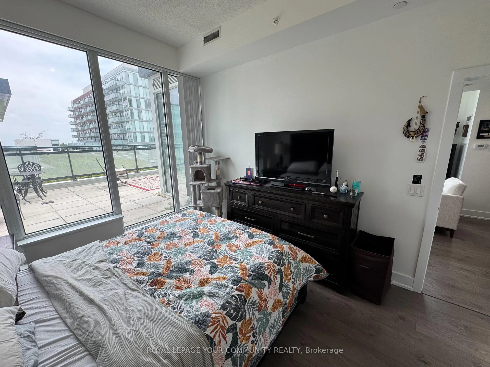 Photo 14 of Unit 814, 8081 Birchmount Road, Markham, Unionville — HOMEH