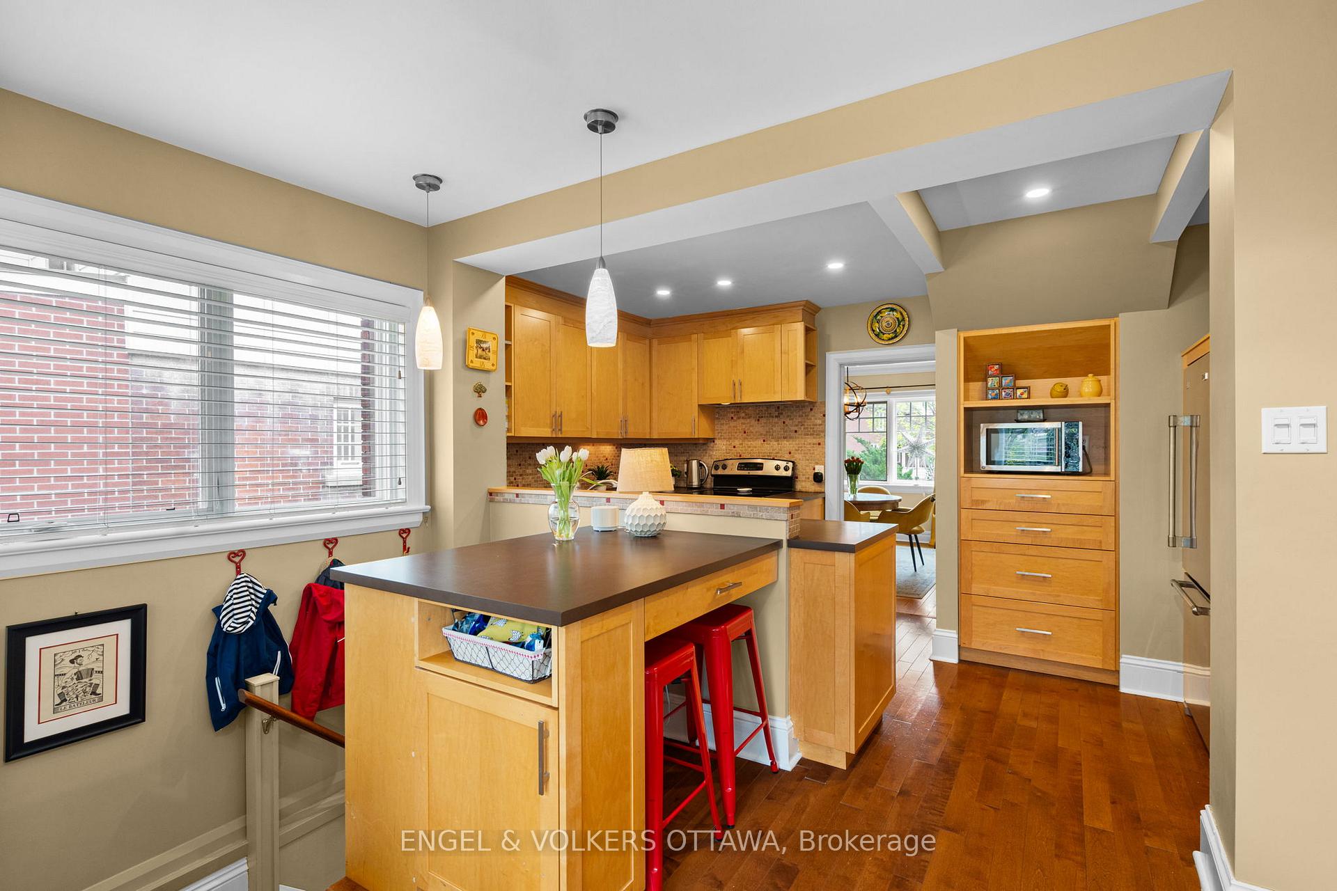 Photo 14 of 299 Fifth Avenue, Ottawa, Glebe — HOMEH