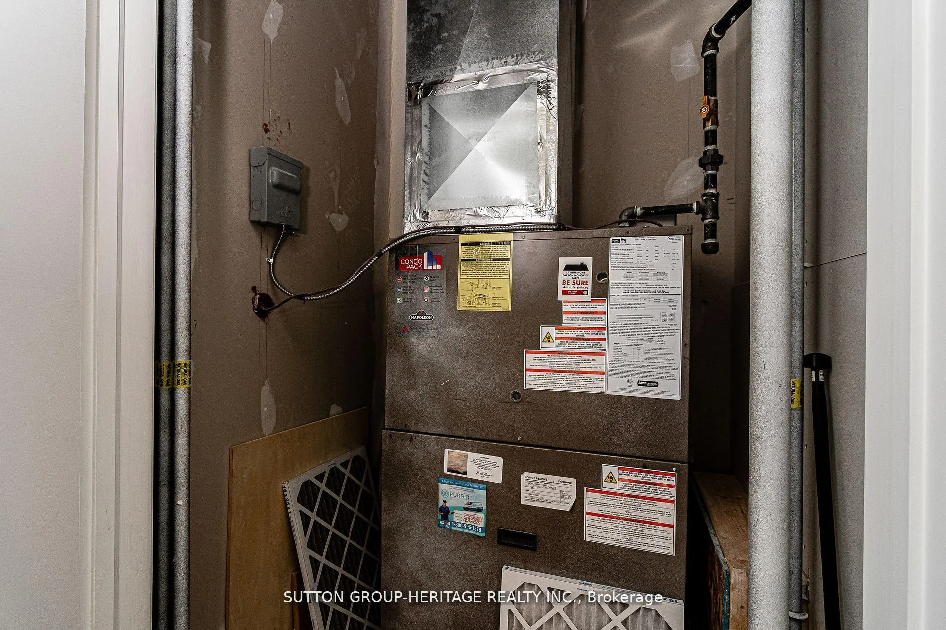 Photo 32 of Unit 307, 306 Essa Road, Barrie, 400 West — HOMEH