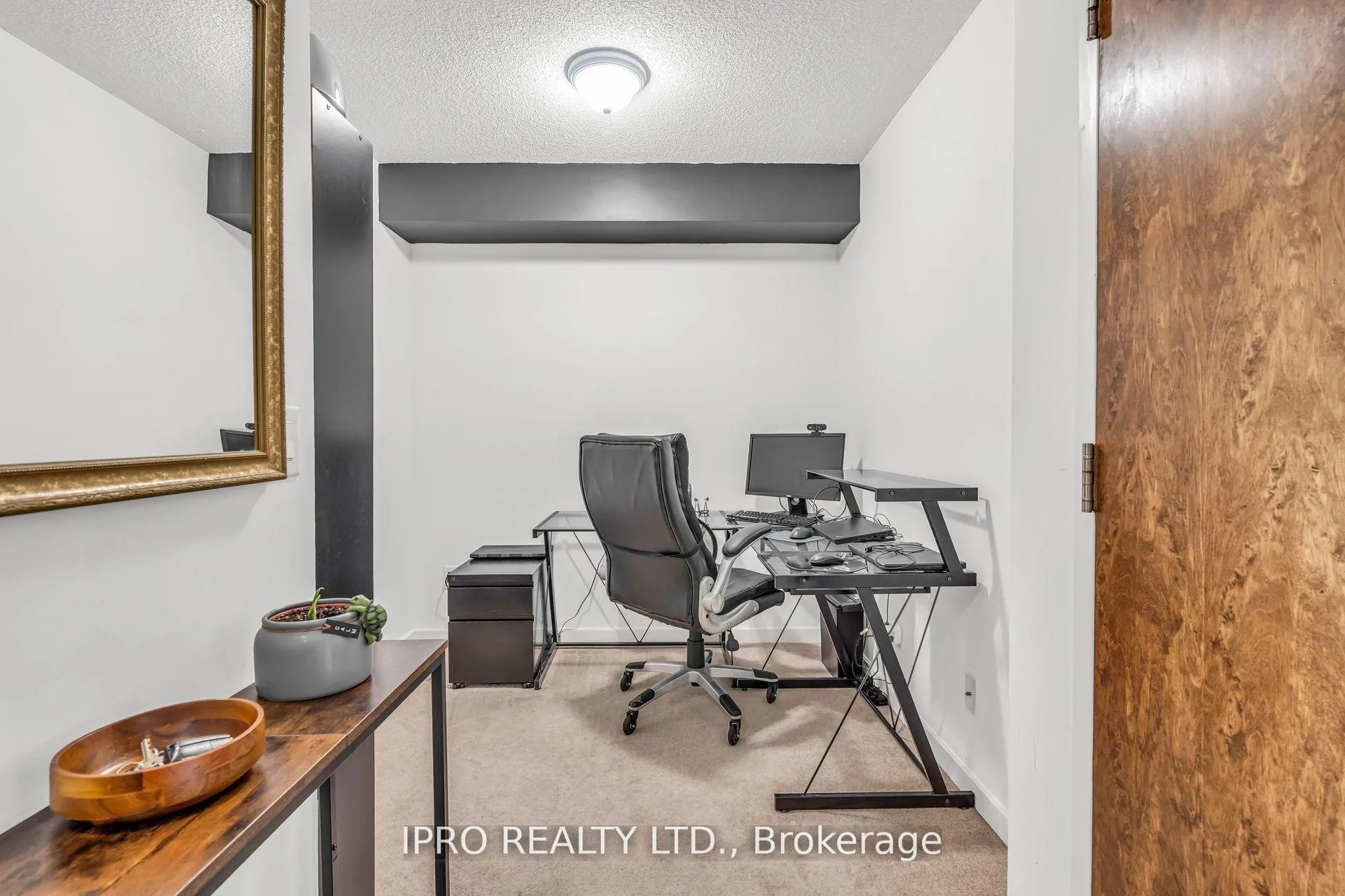 Photo 10 of Unit 906, 1235 Bayly Street, Pickering, Bay Ridges — HOMEH