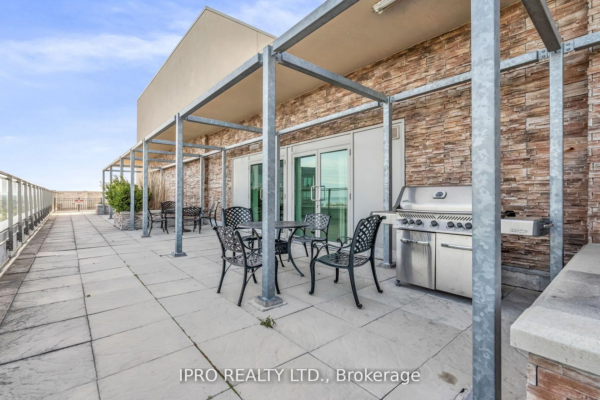 Photo 17 of Unit 906, 1235 Bayly Street, Pickering, Bay Ridges — HOMEH