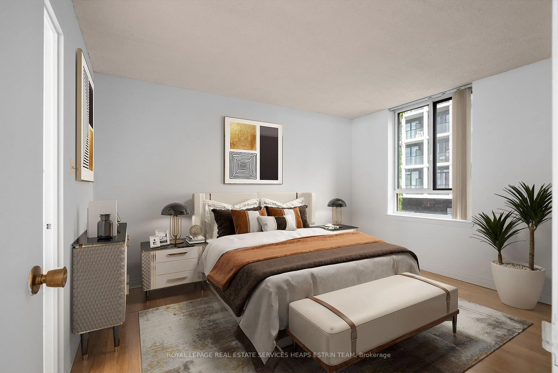 Photo 17 of Unit 807, 633 Bay Street, Toronto, Bay Street Corridor — HOMEH
