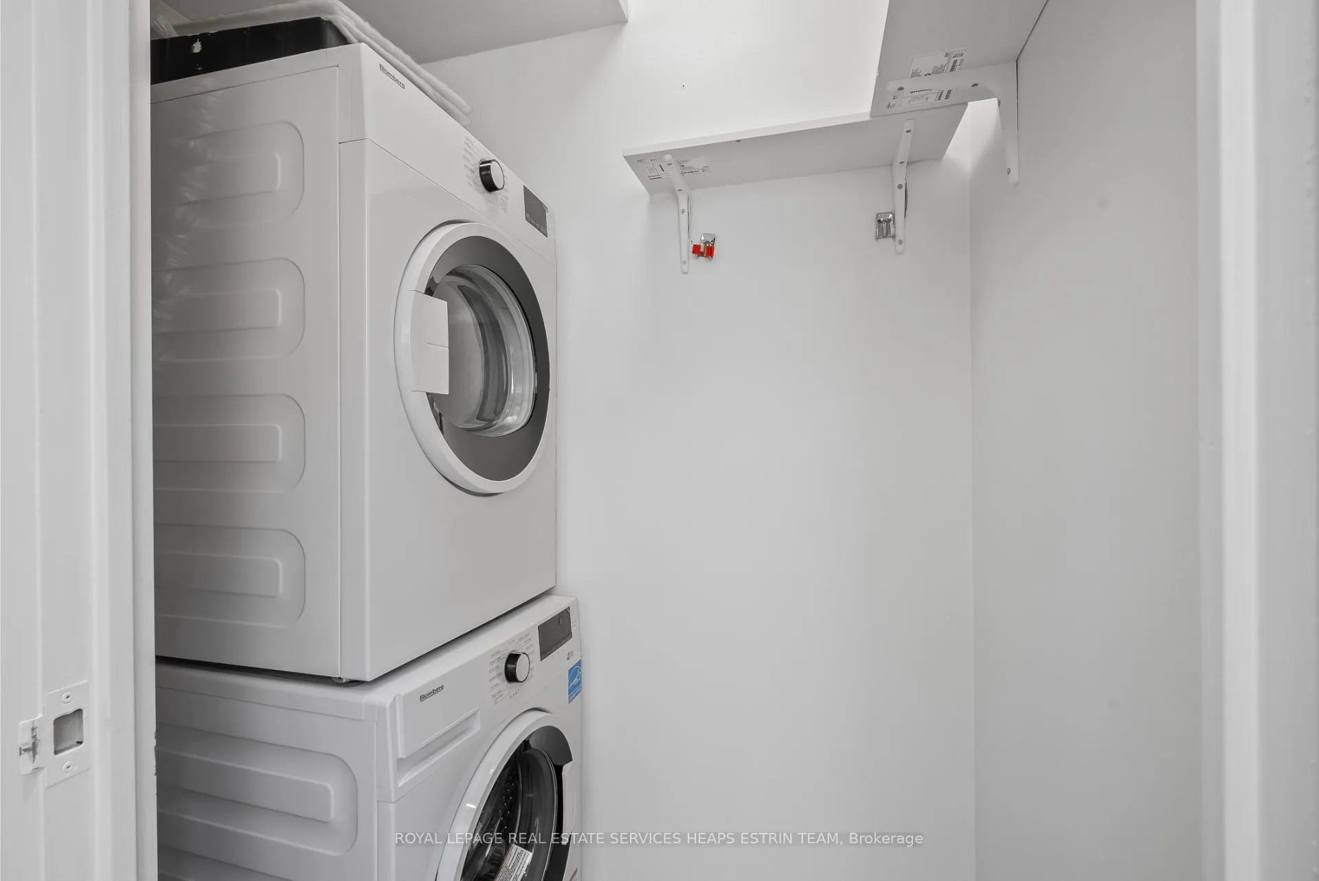 Photo 27 of Unit 807, 633 Bay Street, Toronto, Bay Street Corridor — HOMEH