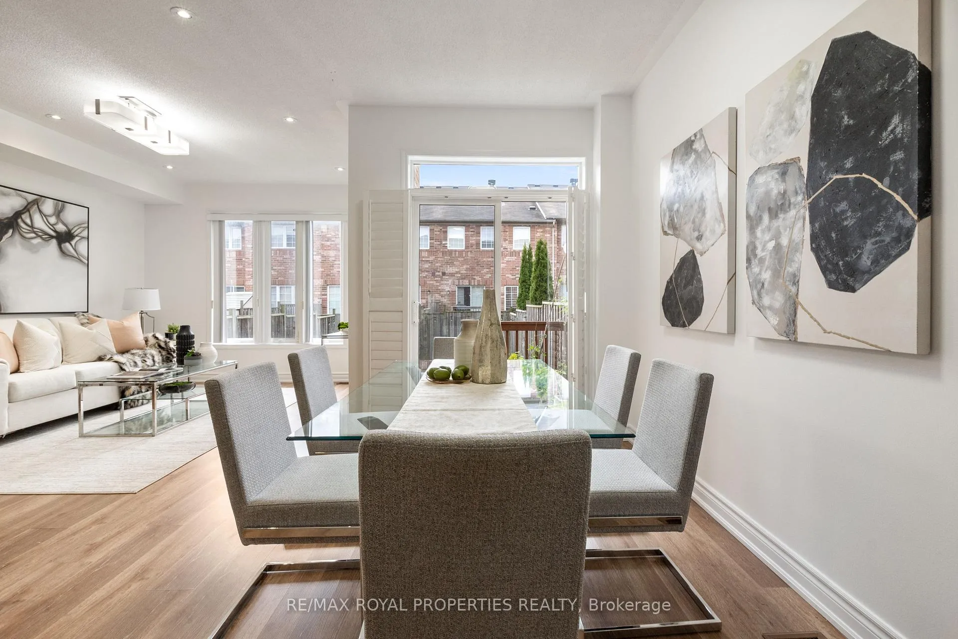 Photo 4 of 41 Croker Drive, Ajax, South East — HOMEH