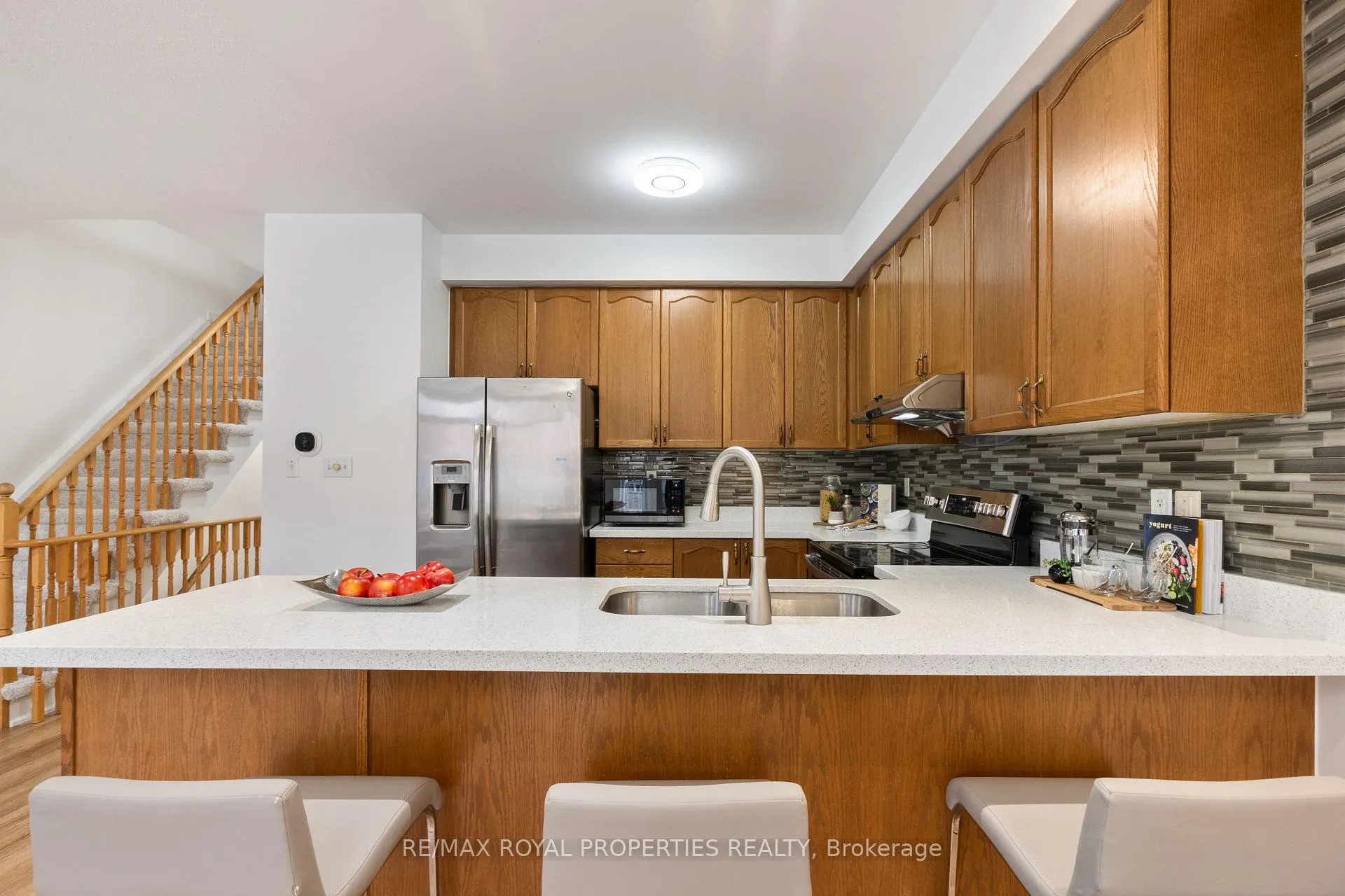 Photo 7 of 41 Croker Drive, Ajax, South East — HOMEH