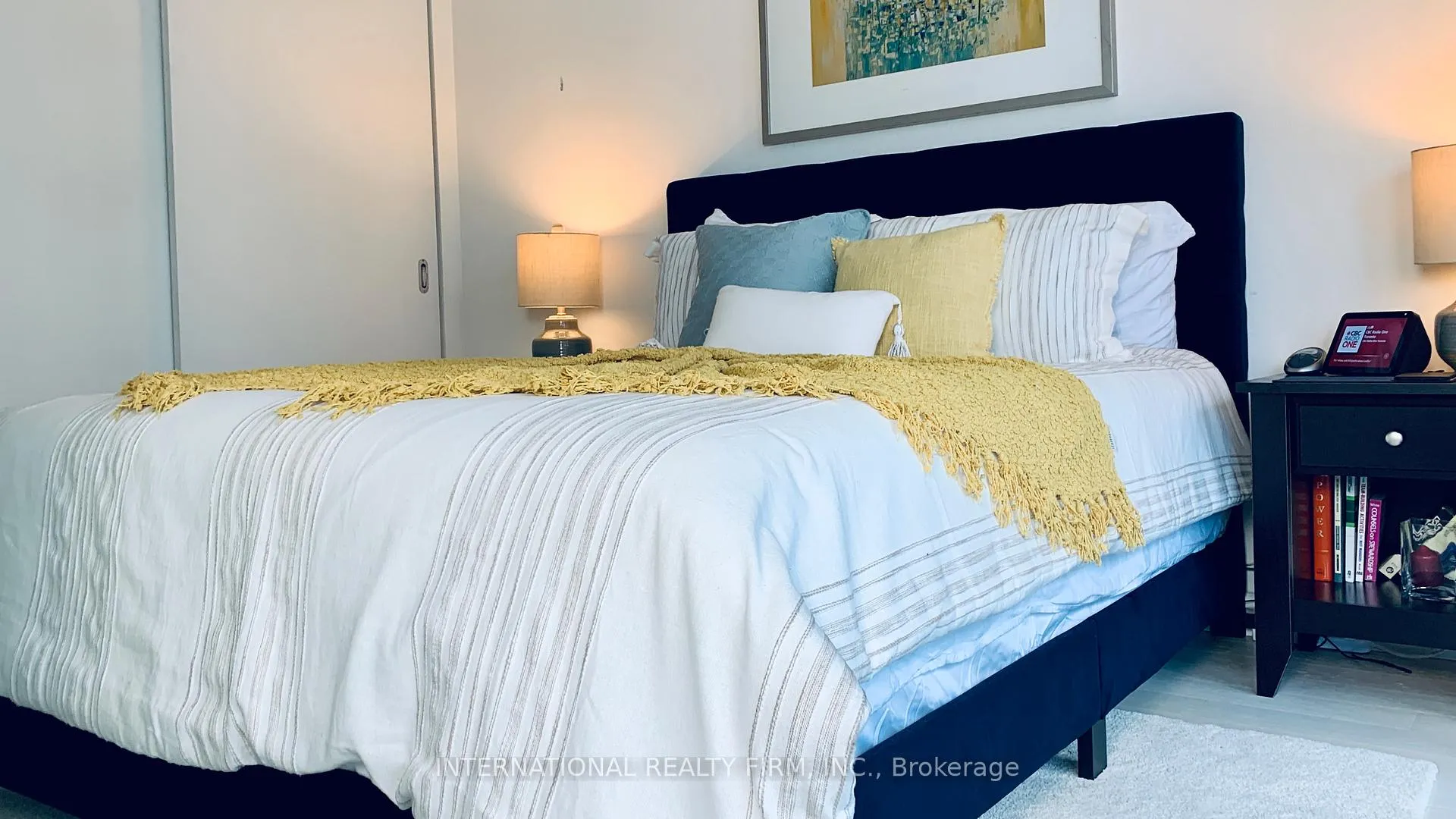 Photo 11 of Unit 815, 111 Bathurst Street, Toronto, Waterfront Communities — HOMEH