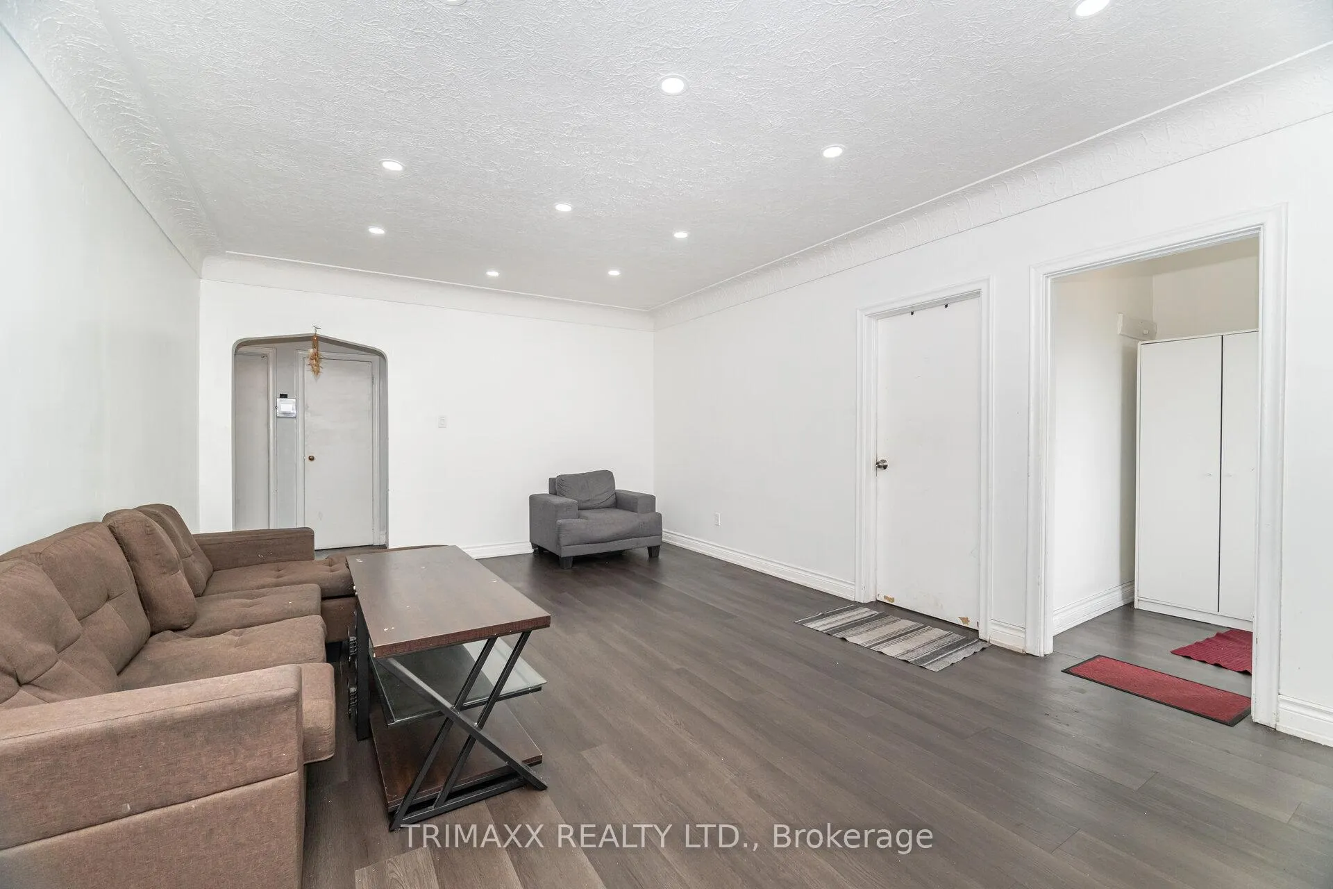 Photo 12 of 5302 Biamonte Parkway, Niagara Falls, Cherrywood — HOMEH