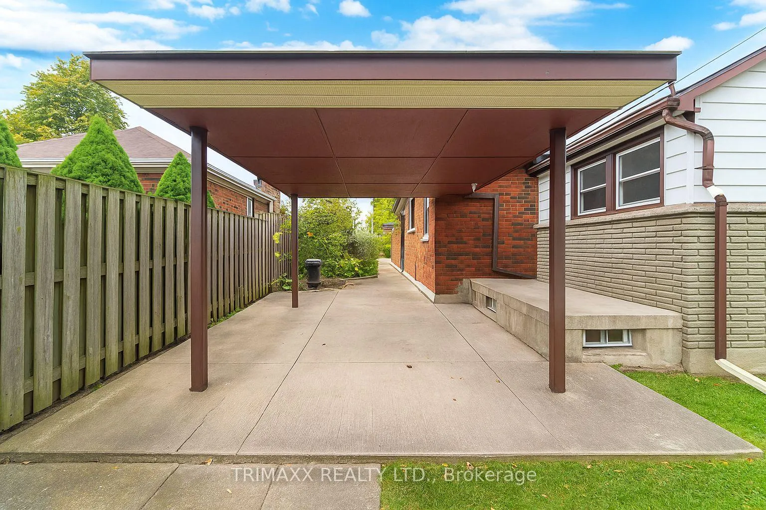 Photo 28 of 5302 Biamonte Parkway, Niagara Falls, Cherrywood — HOMEH