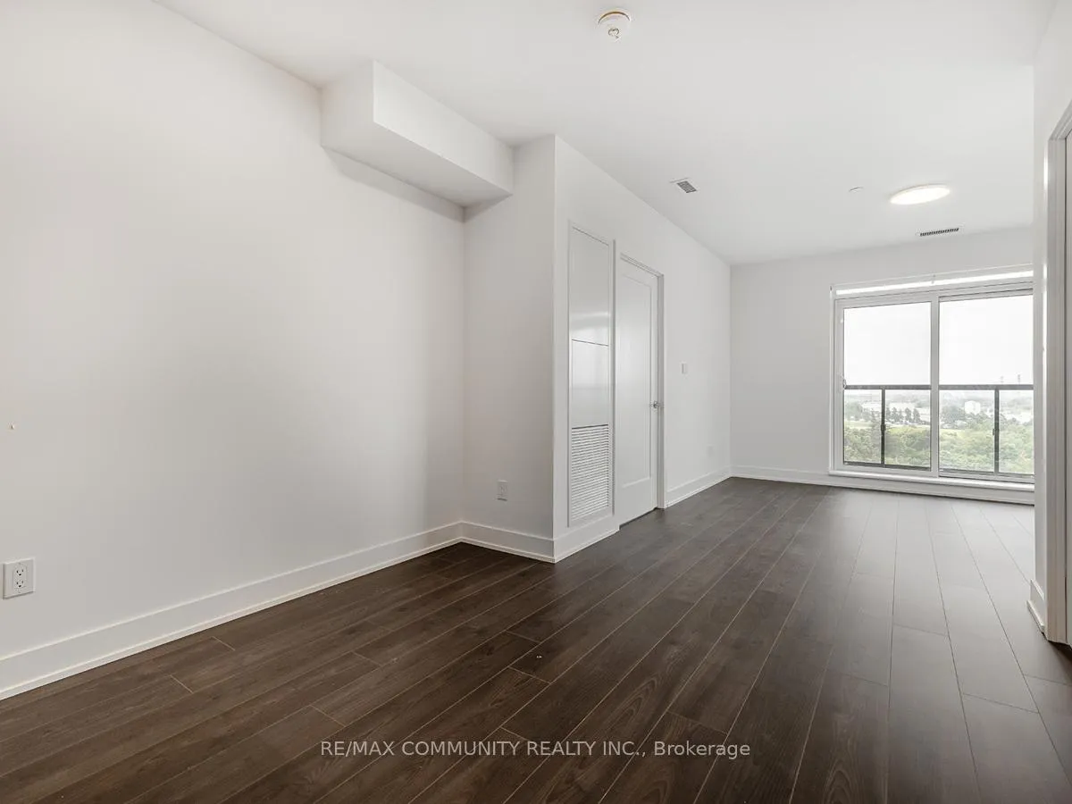 Photo 5 of Unit 1109, 8 Cedarland Drive, Markham, Unionville — HOMEH