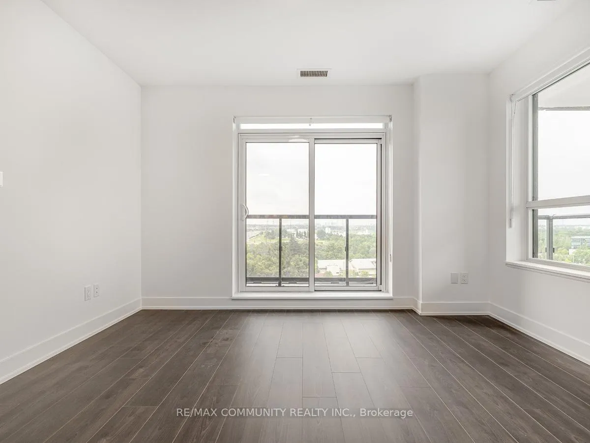 Photo 7 of Unit 1109, 8 Cedarland Drive, Markham, Unionville — HOMEH