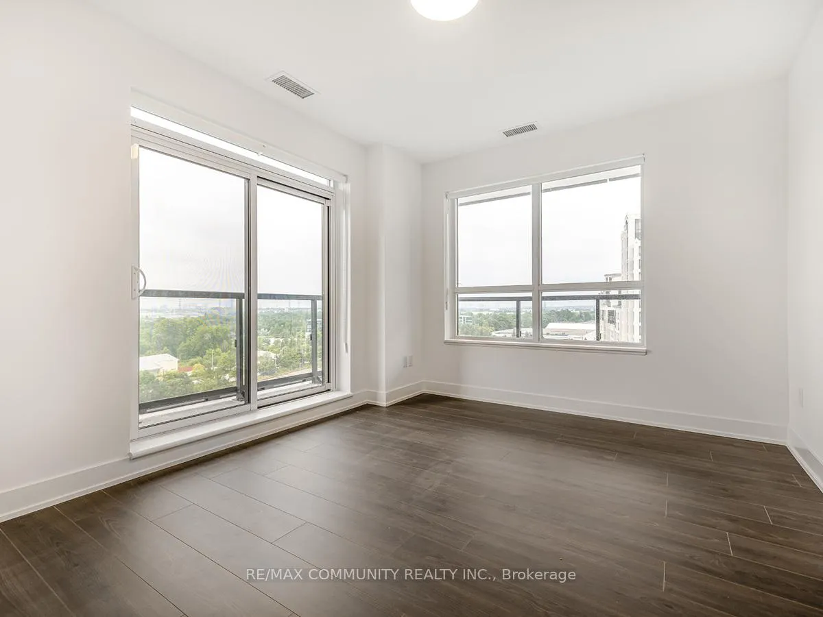 Photo 8 of Unit 1109, 8 Cedarland Drive, Markham, Unionville — HOMEH