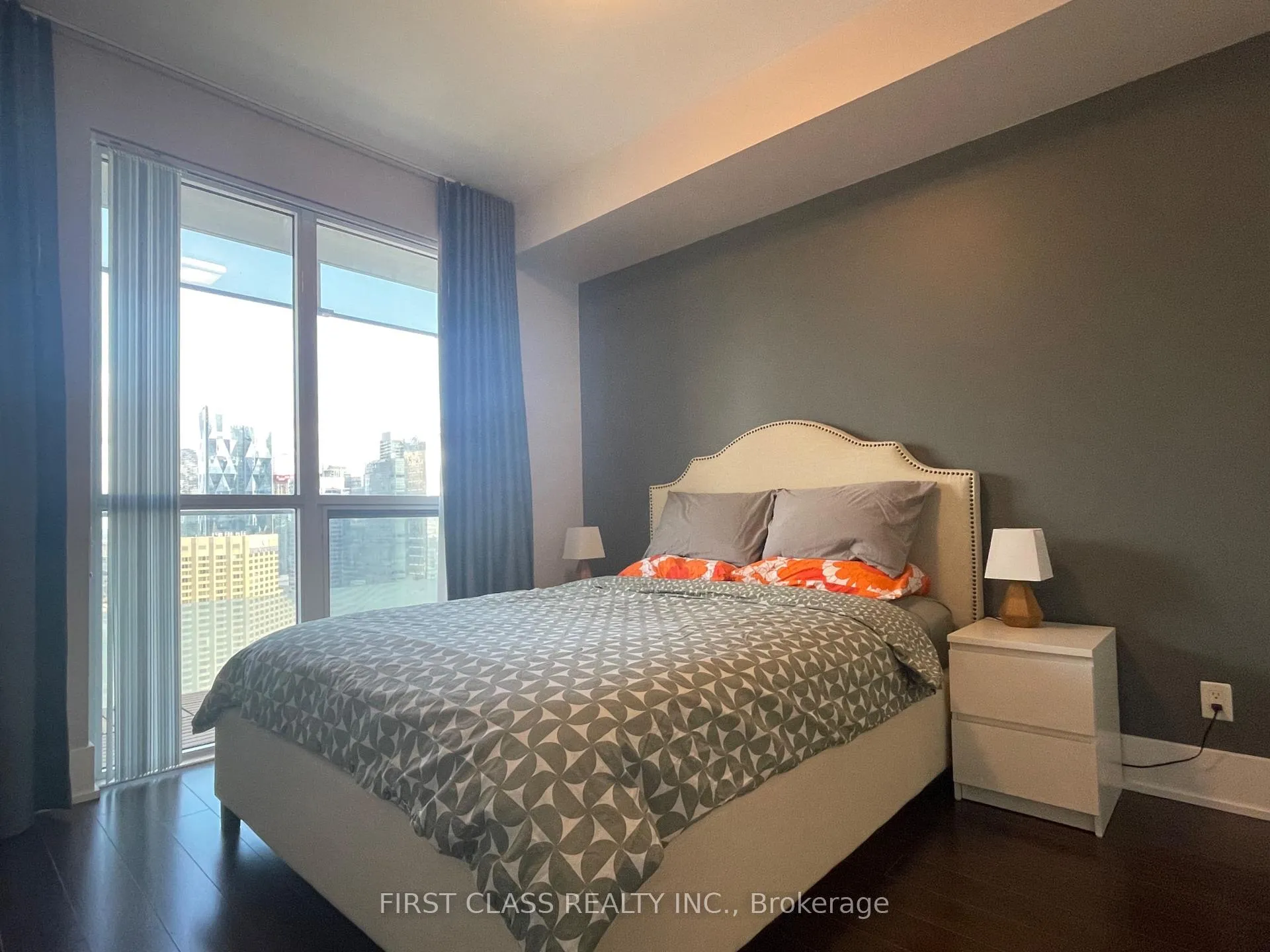 Photo 4 of Unit 3010, 300 Front Street W, Toronto, Waterfront Communities — HOMEH
