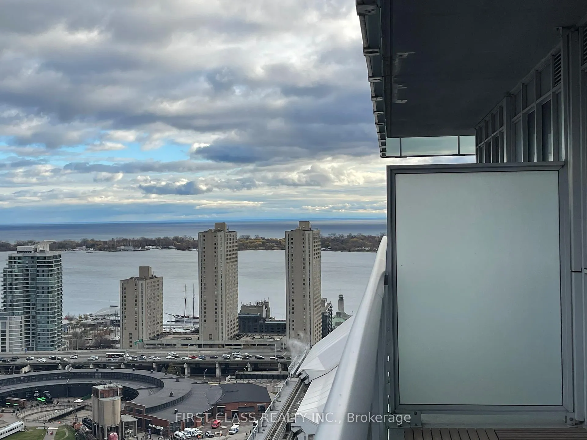 Photo 14 of Unit 3010, 300 Front Street W, Toronto, Waterfront Communities — HOMEH