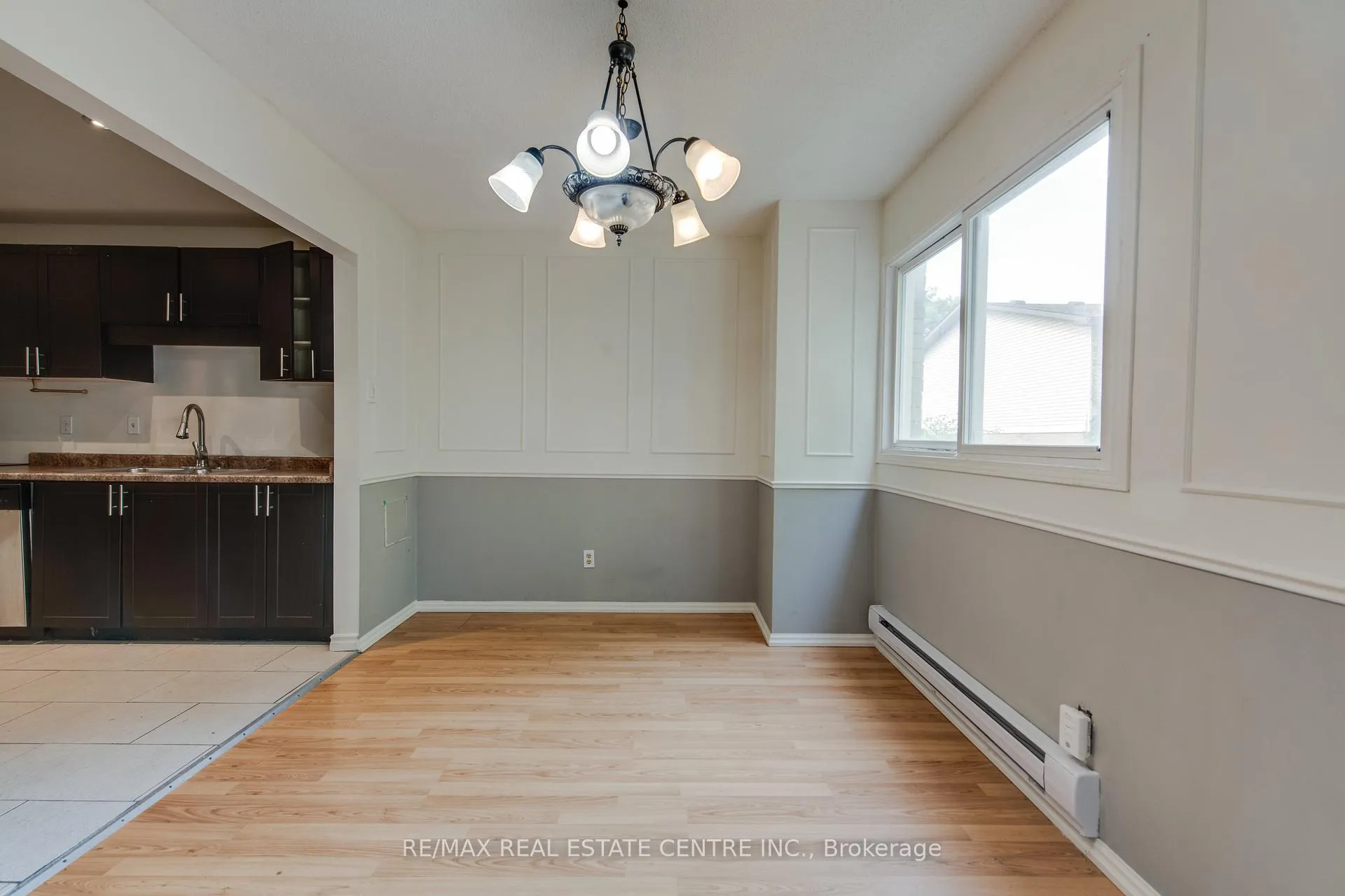 Photo 10 of Unit 15, 700 Harmony Road N, Oshawa, Pinecrest — HOMEH