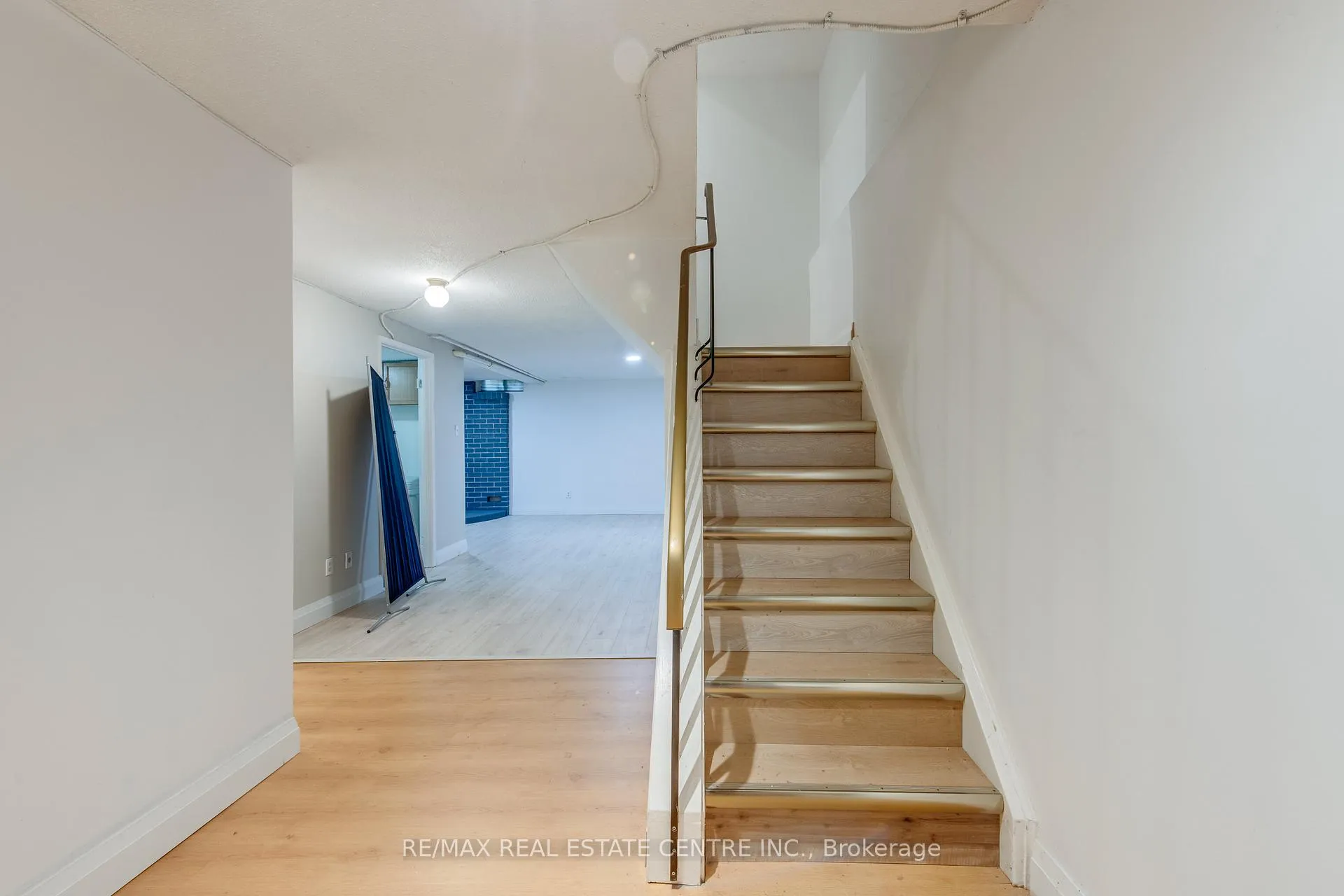 Photo 27 of Unit 15, 700 Harmony Road N, Oshawa, Pinecrest — HOMEH