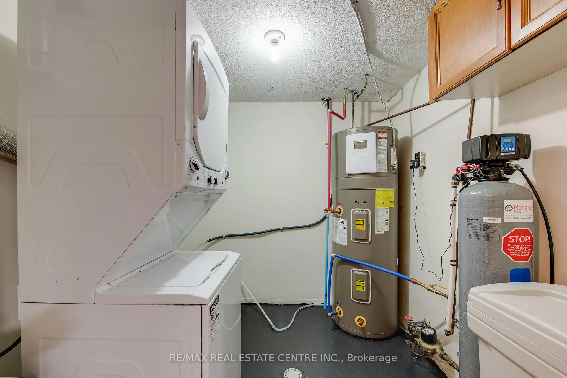 Photo 36 of Unit 15, 700 Harmony Road N, Oshawa, Pinecrest — HOMEH