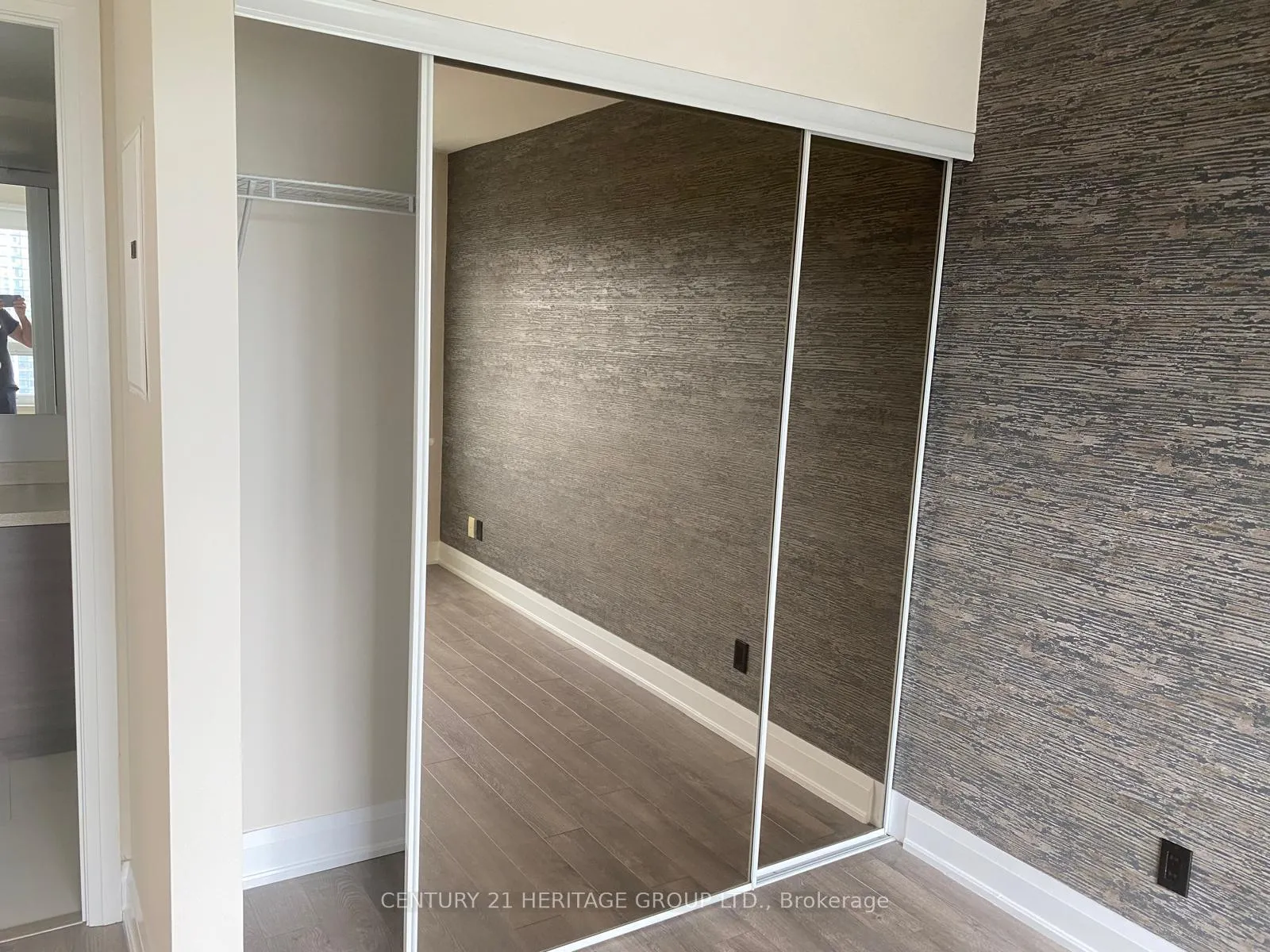 Photo 9 of Unit 2001, 8200 Birchmount Road E, Markham, Unionville — HOMEH