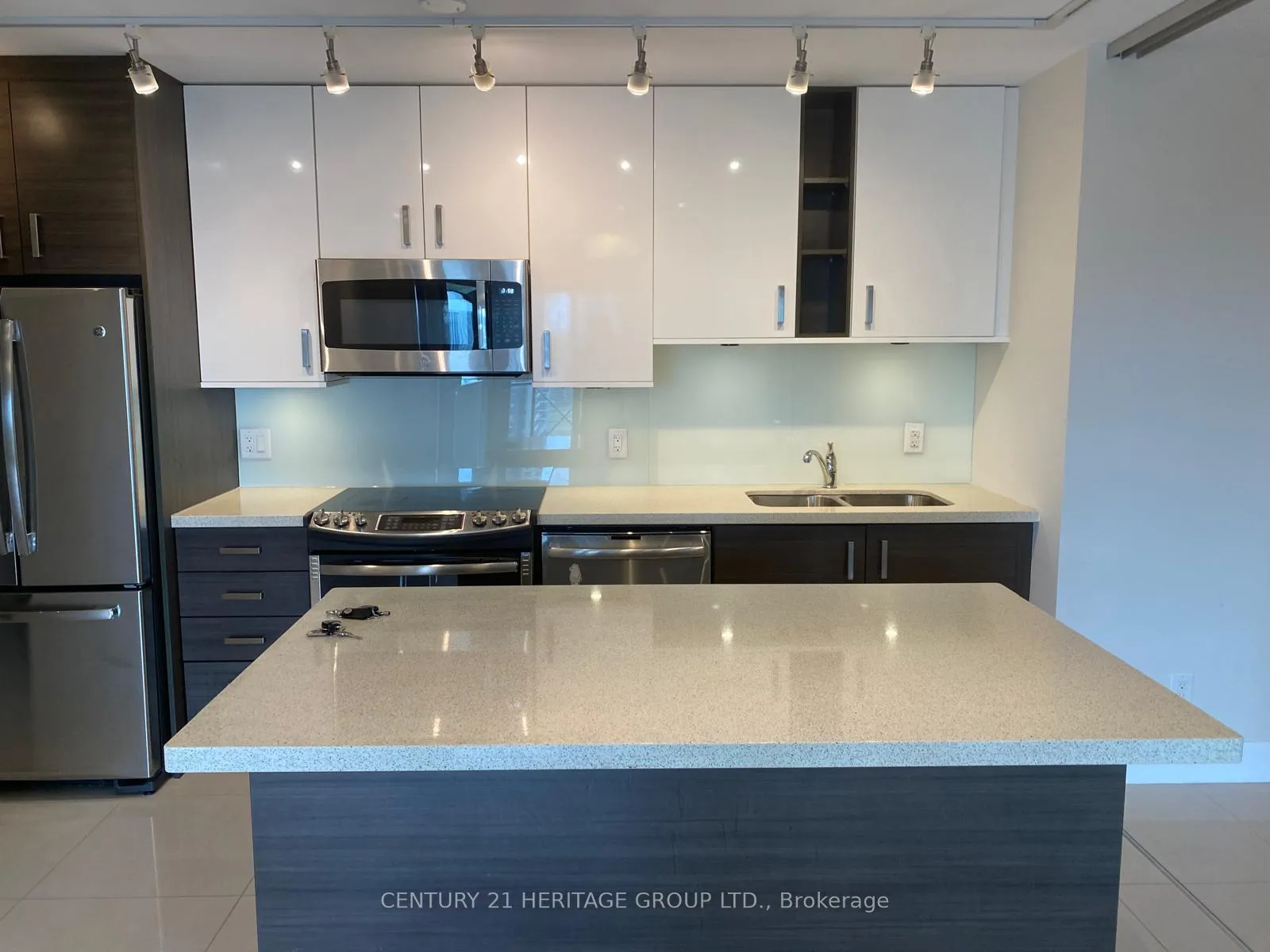 Photo 14 of Unit 2001, 8200 Birchmount Road E, Markham, Unionville — HOMEH