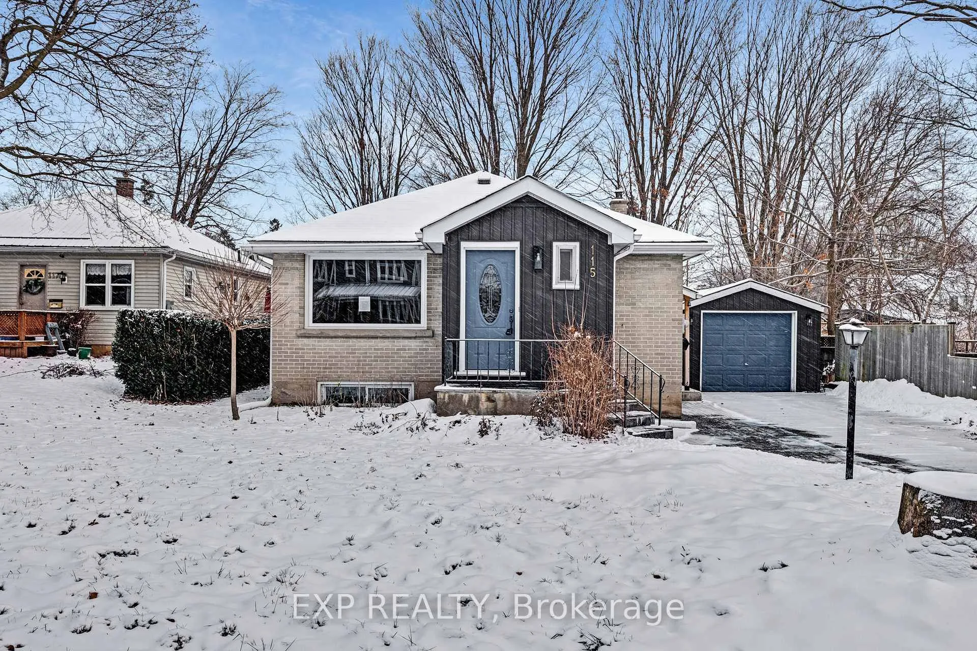 Photo 2 of 115 Duckworth Street, Barrie, Codrington — HOMEH